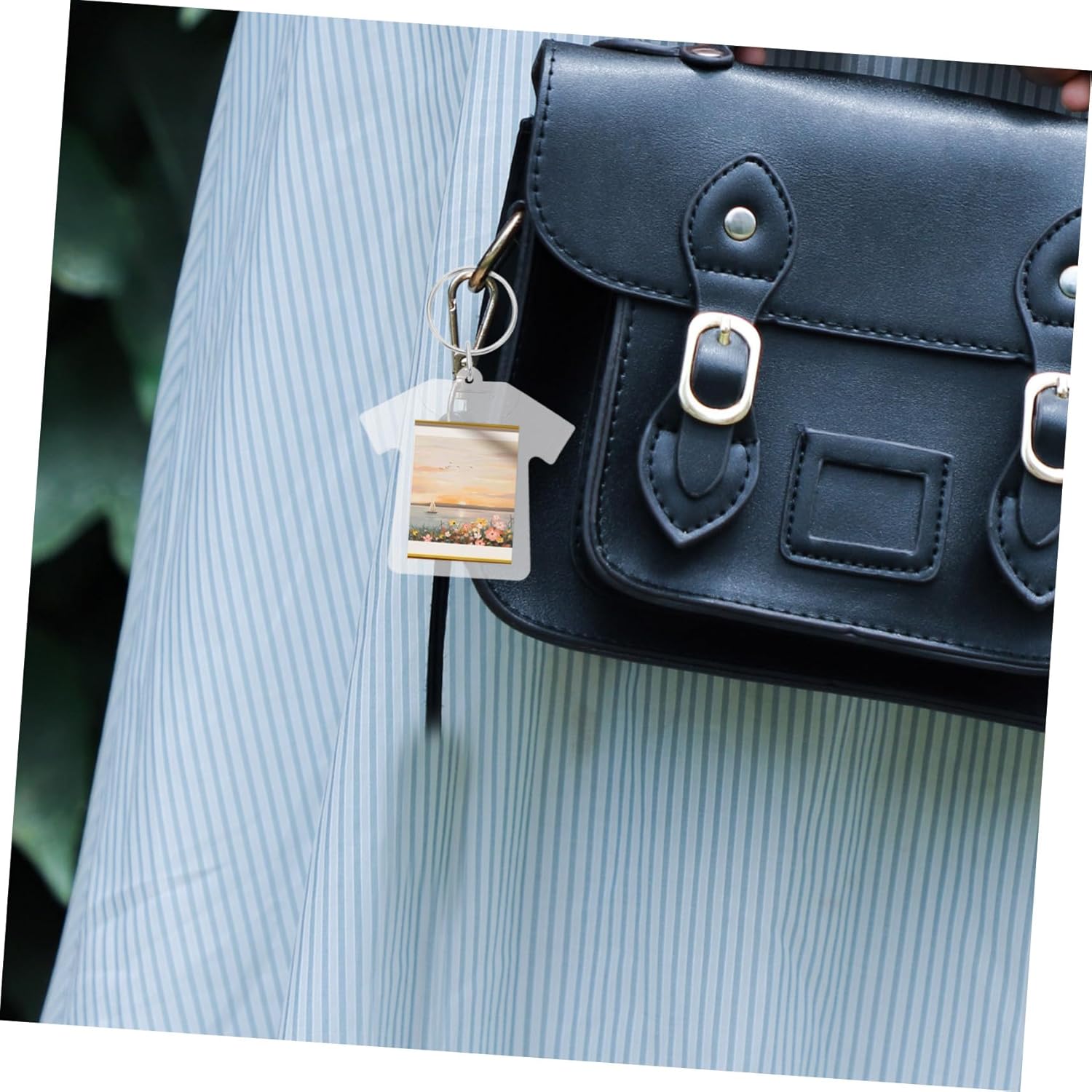 100Pcs Acrylic Blank Keychains Clear Photo Frame Key Ring for DIY Craft Lightweight Picture Holder Keychain Easy to Use for Personalization and Souvenirs