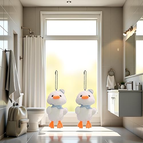 Miniatura 3 de 2 llaveros de felpa de pato blanco de 5.5 in, suave y completamente relleno, adorable adorno colgante de muñeca de dibujos animados, portátil de