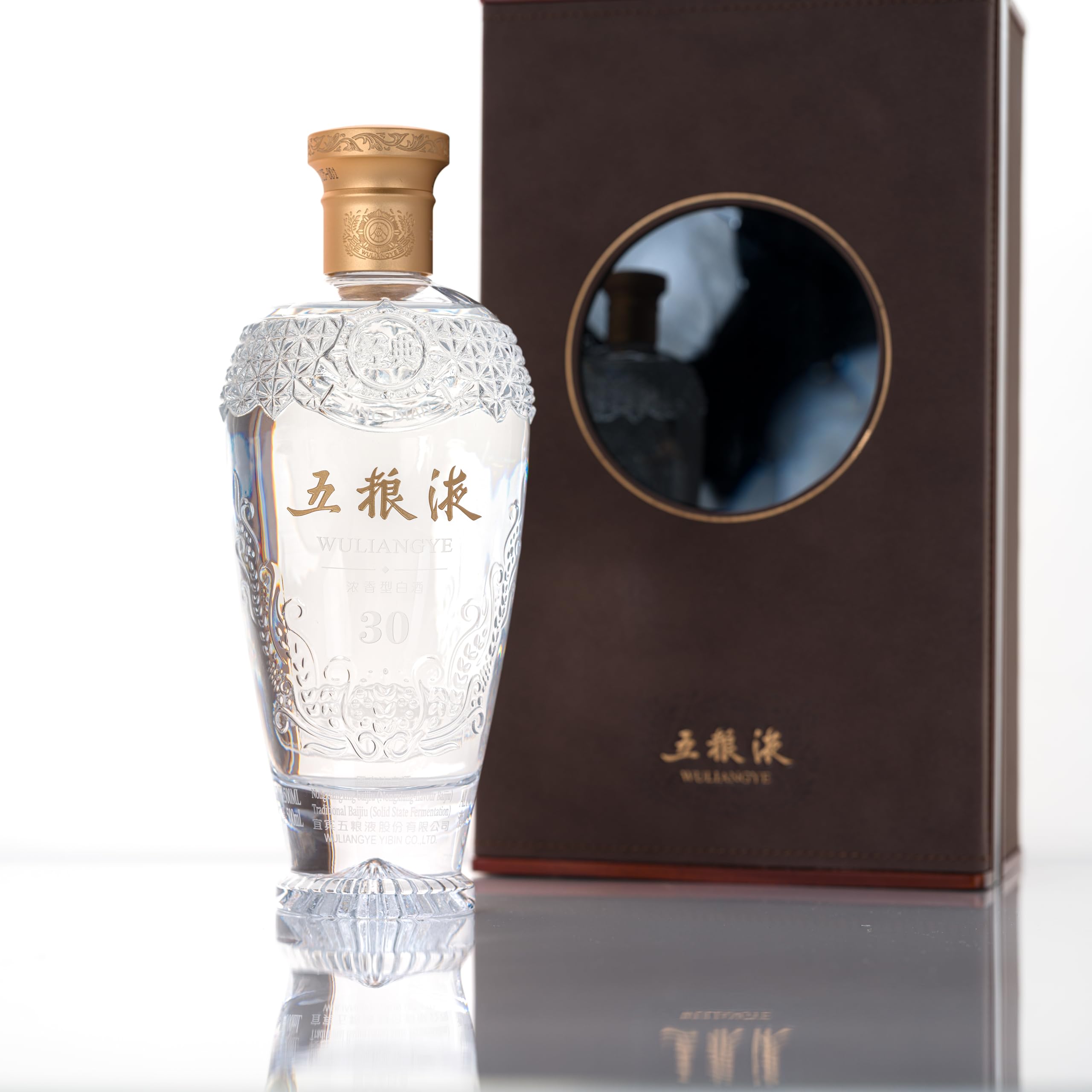 Amazon.co.jp: 五粮液 経典30年 52度 500ml 中国白酒 濃香型 高級酒