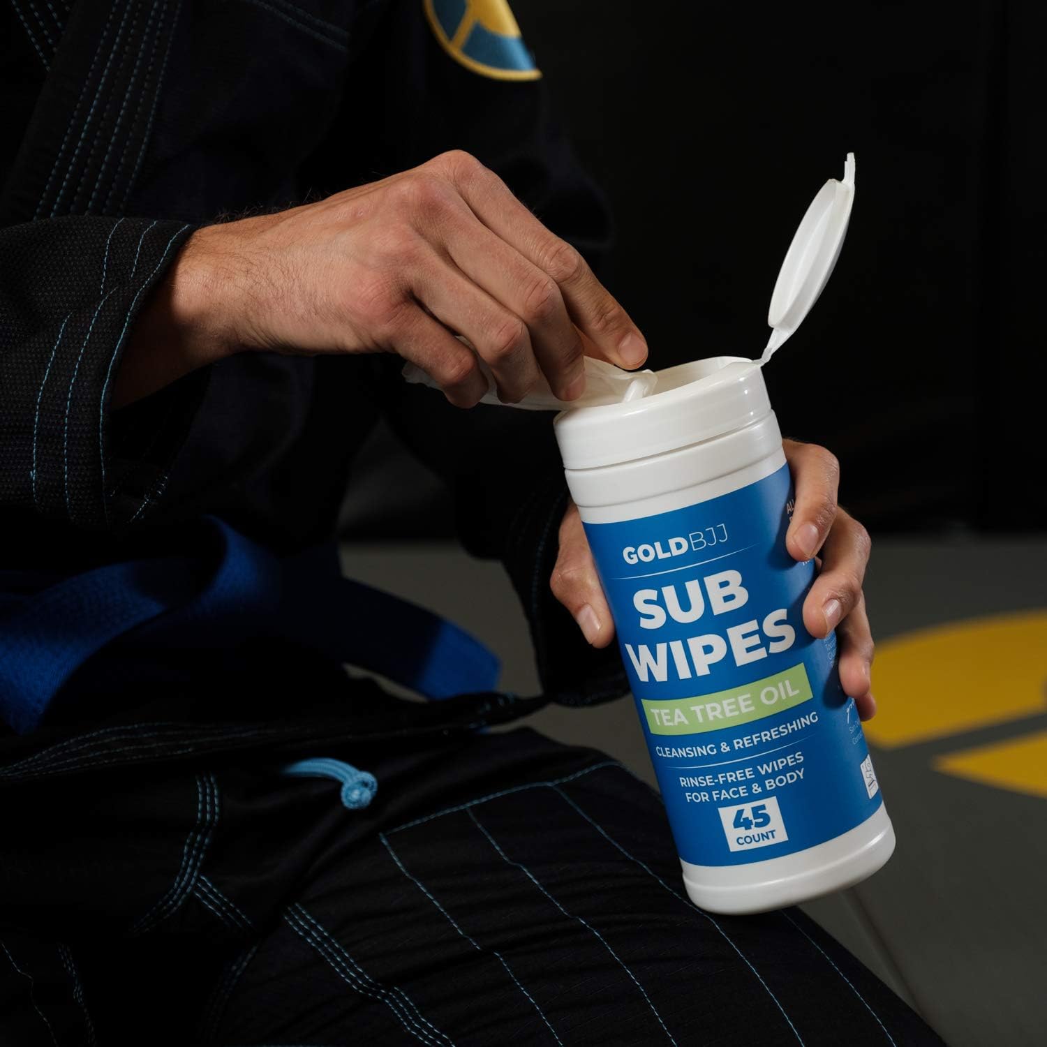 Frее Shірріng оƒƒеr Gold BJJ Jiu Jitsu Wipes [XL 45 Count] Tea Tree Oil Face and Body Wipe - Cleansing Skin Defense for Martial Arts & Wrestling