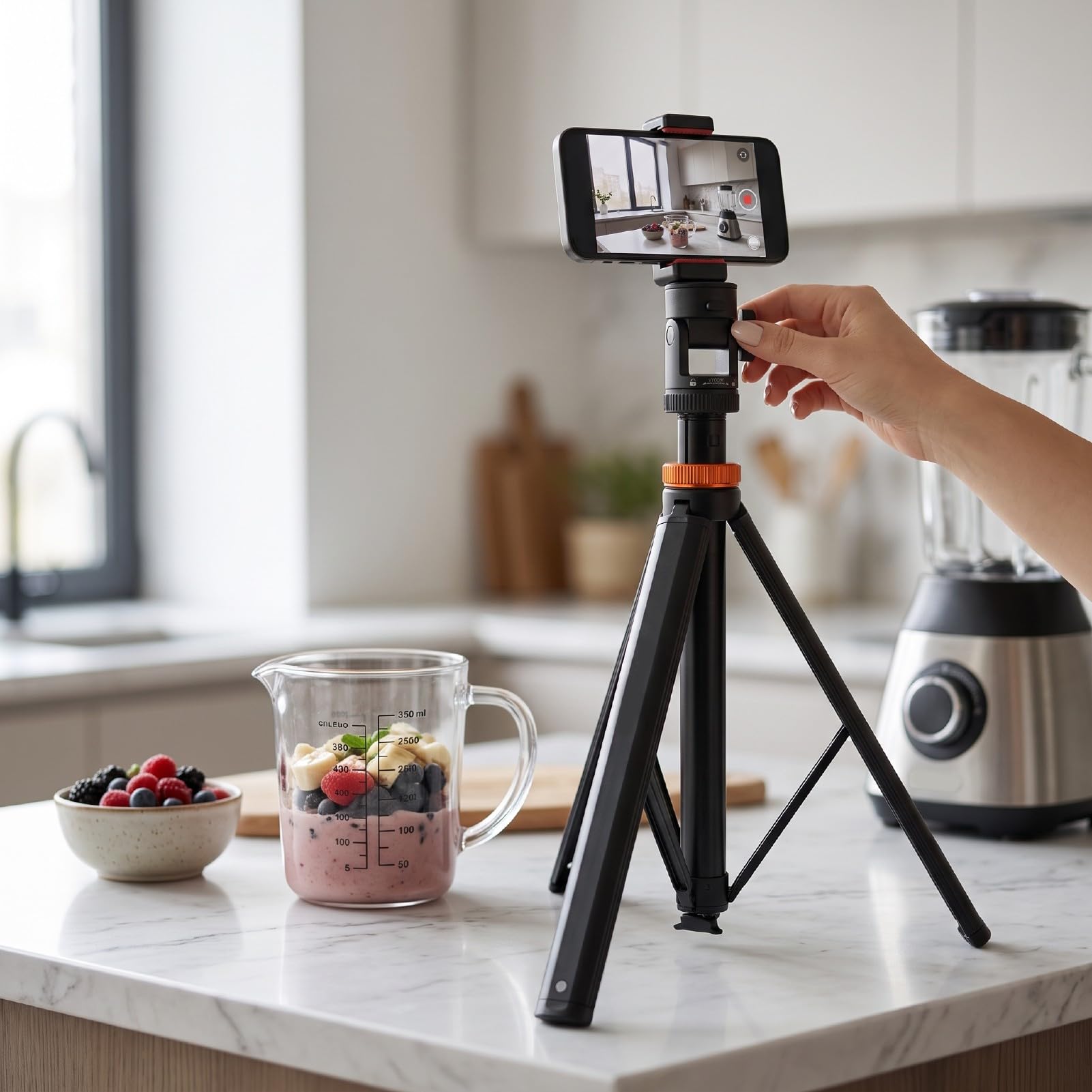GOWENIC Treppiede per Fotocamera Allungabile da 6,99 Piedi | Altezza 6,99 Piedi, Spazio di Archiviazione da 16,54 Pollici, Blocco Rapido, Lega di Alluminio + ABS, Filettatura da 1/4 di