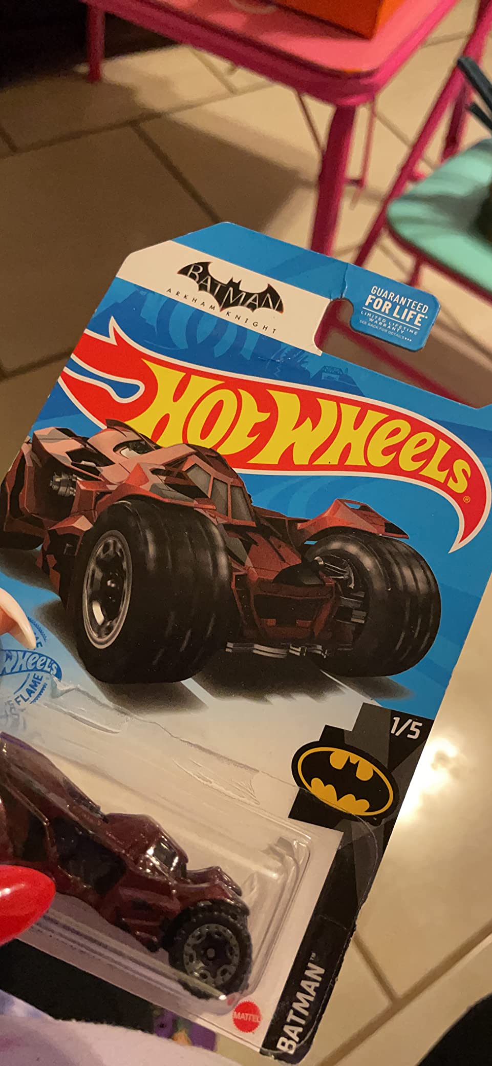 Hot Wheels Batman Arkham Knight Batmobil Dunkelrot 1:64 – Limitierte Kurzkarten-Edition 8/250