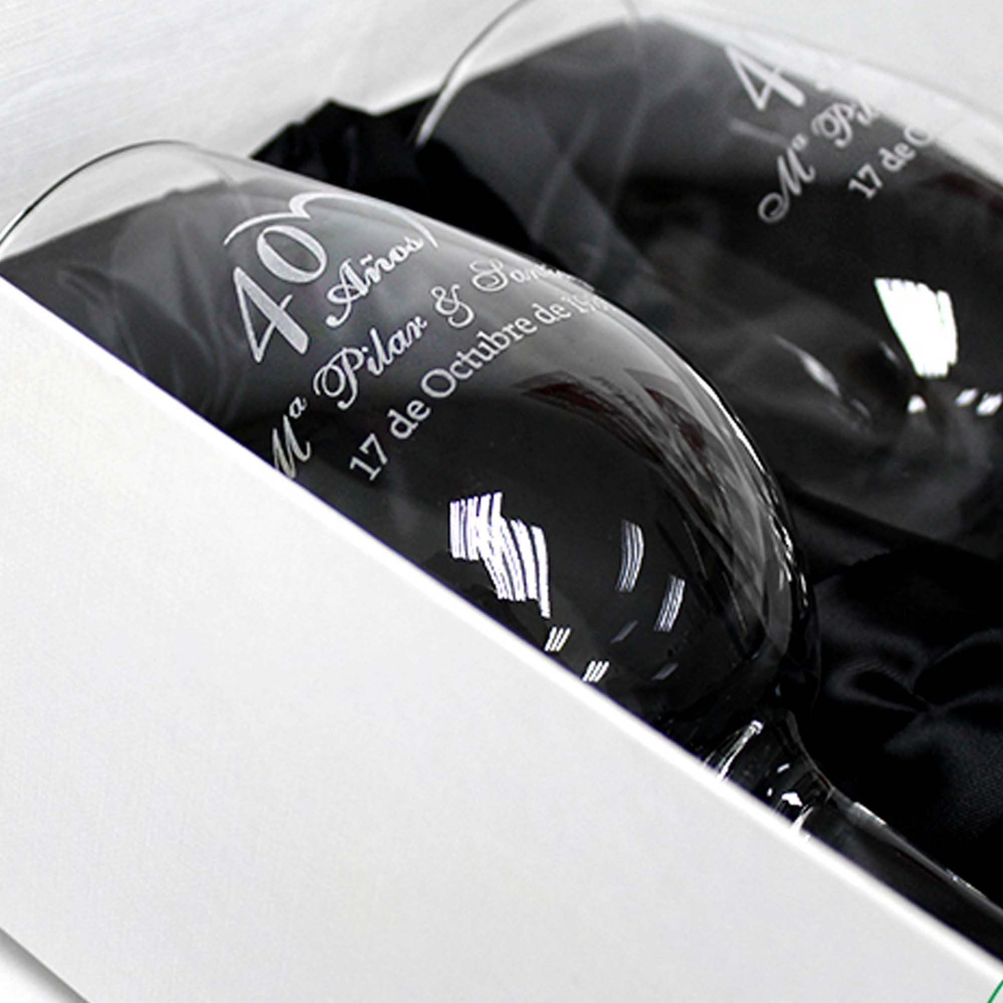 Copas de vino de cristal personalizadas mediante grabado a láser con estuche a juego - Regalo personalizado para novios, parejas, bodas, eventos (Bodas Plata/Oro)
