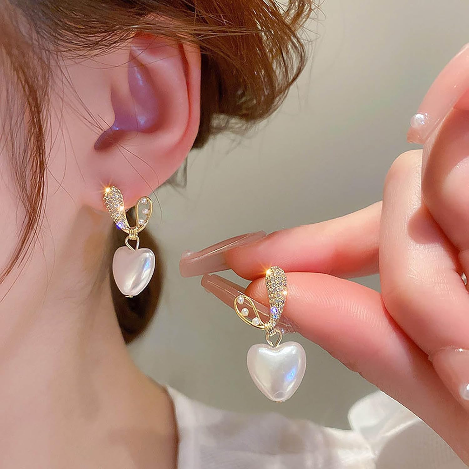 W WEILIRIAN Boho Pearl Drop Earrings Pearl Heart Earrings Crystal Heart Earrings Gold Heart Stud Earrings Pearl Bead Earrings Wedding Pearl Earrings Jewelry for Women - Image 3