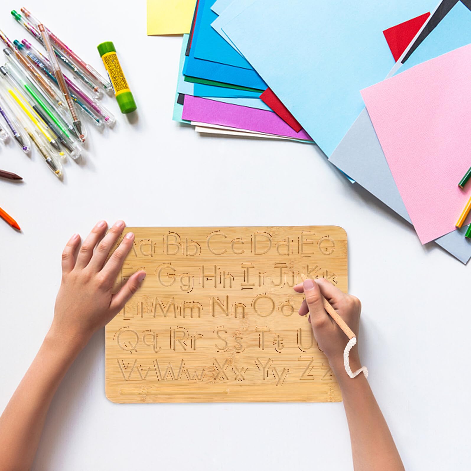 Tablero de Trazado de Letras de Doble Cara en Madera Khaki | Letras del Alfabeto de Madera, Herramienta de Seguimiento de Letras, Decoracion Colegio