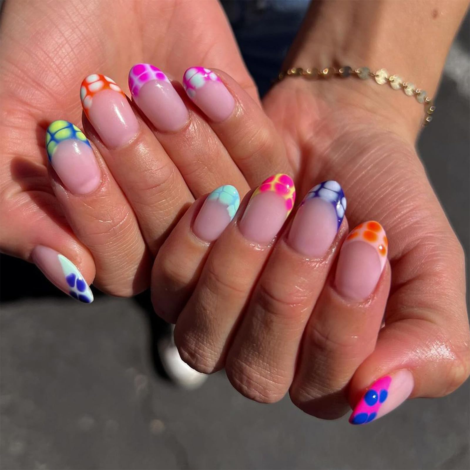 SINHOT Almond Press on Nails Medium - Colorful Fake Nails Glossy Glue on Nails Rainbow Crocodile Print Acrylic Nail Supplies Stiletto Artificial Nail