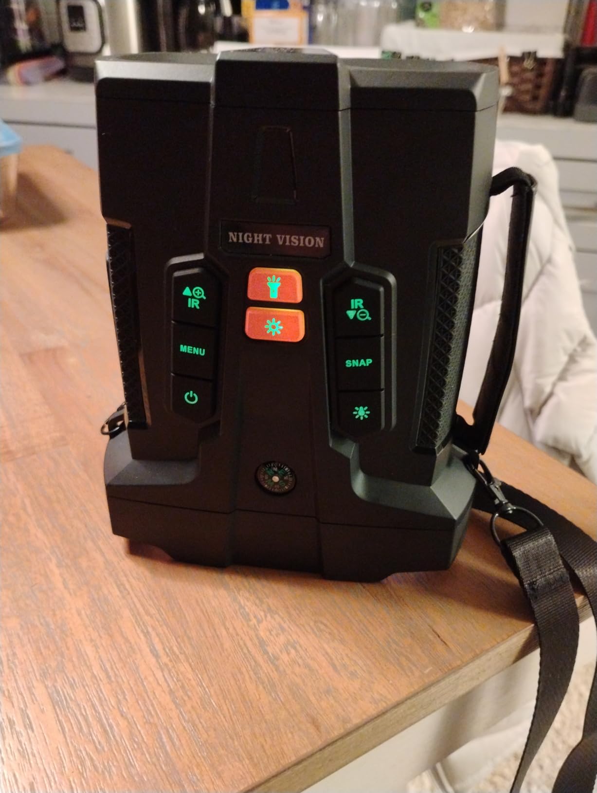 XOOIOOY 4K Night Vision Goggles with large screen