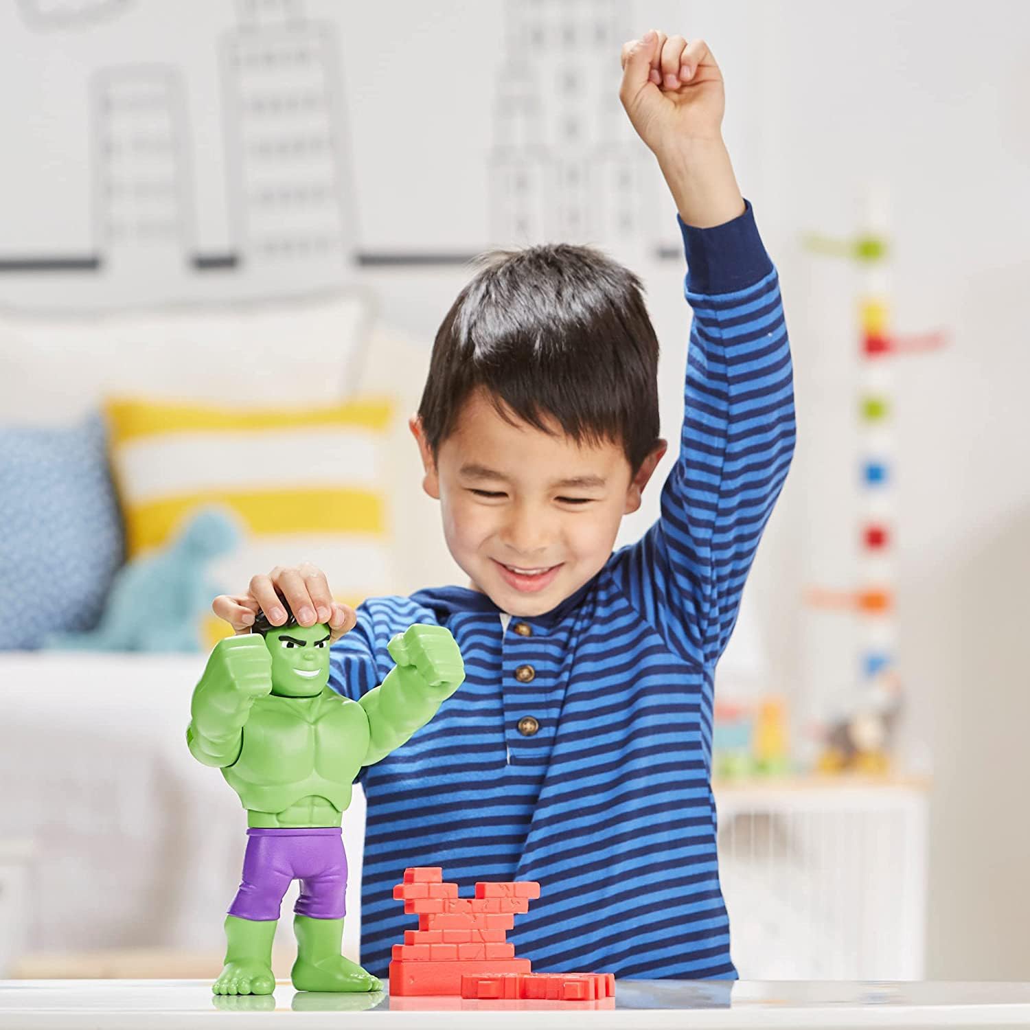 Marvel Hasbro Spidey and His Amazing Friends Power Smash Hulk Pre-School Toy, Face-Changing 25-cm Hulk Action Figure, Ages 3+, Multicolor (F5067)