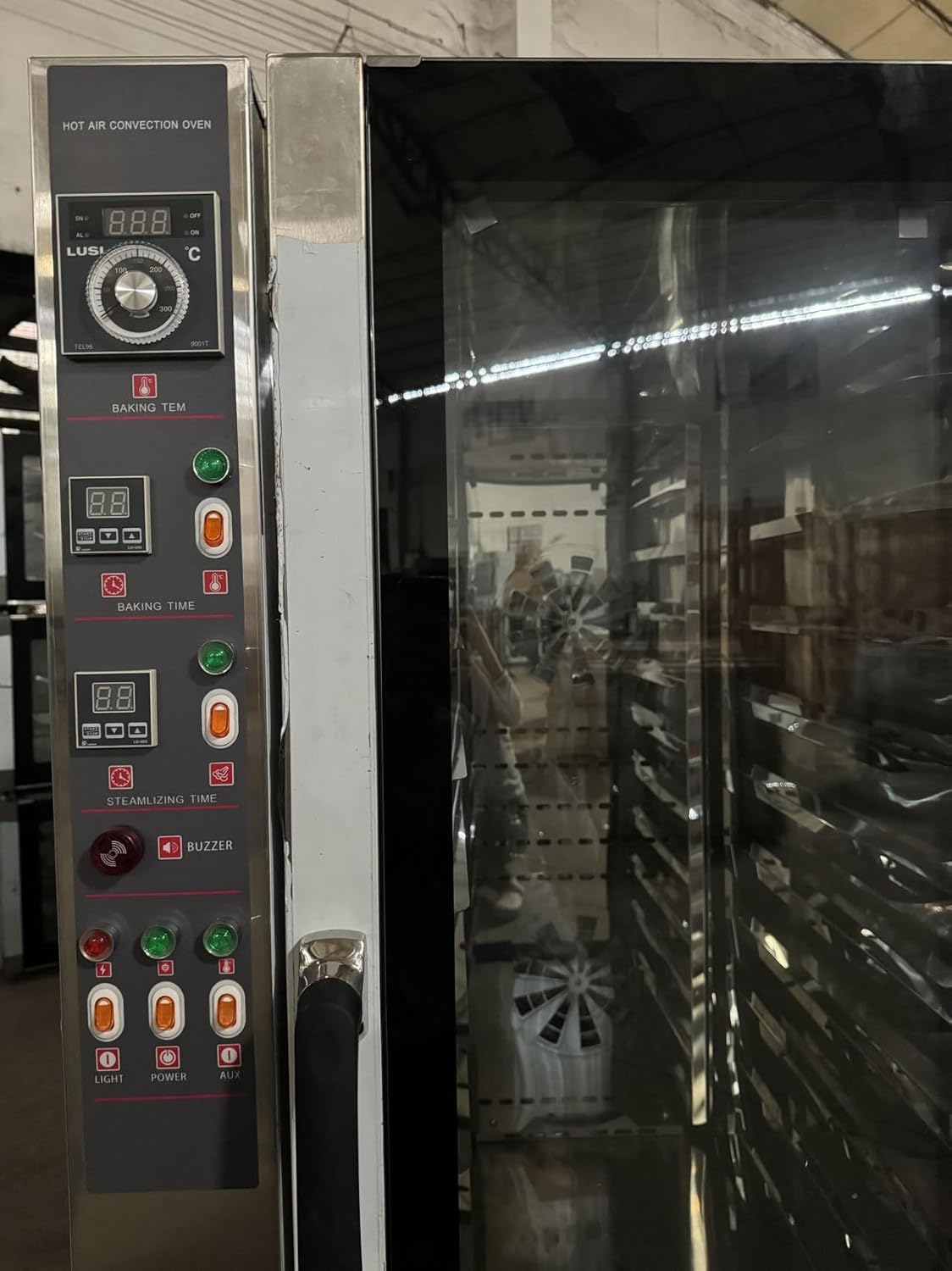 Multi-Function Convection Oven with Rotisserie and Air Frying – Space-Saving Design for Small Kitchens, Perfect for Cooking a Variety of Dishes with Digital Controls for Consistent and Even Results