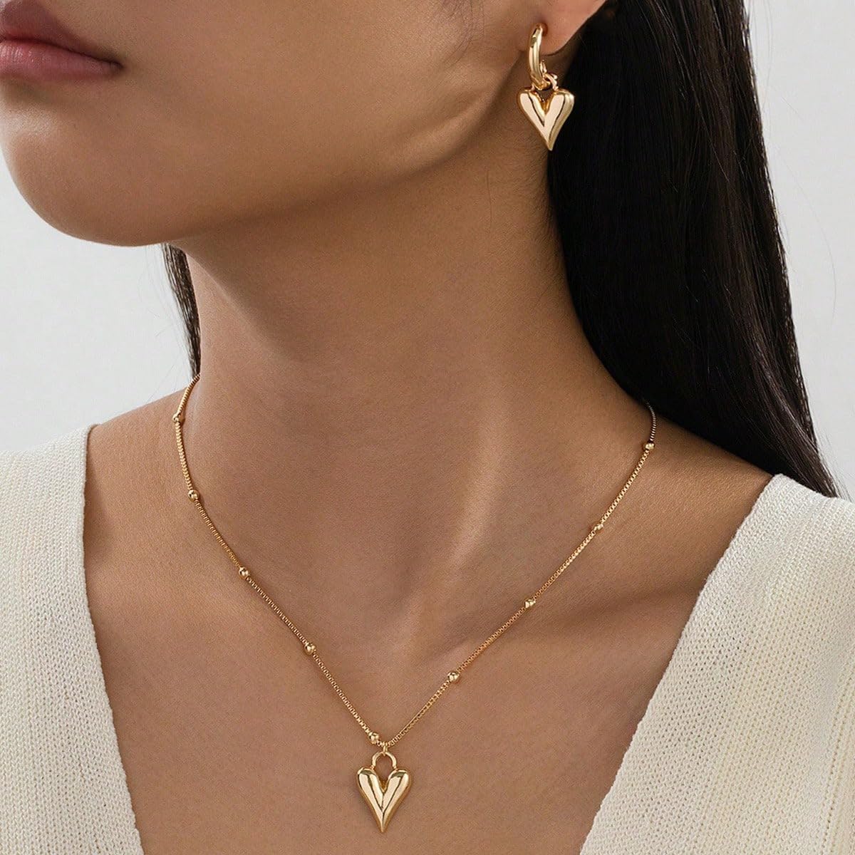 18K Gold-plated Dainty Gold Heart Jewelry Set, Beaded Chain Necklace with Pendant and Drop Earrings - Image 2