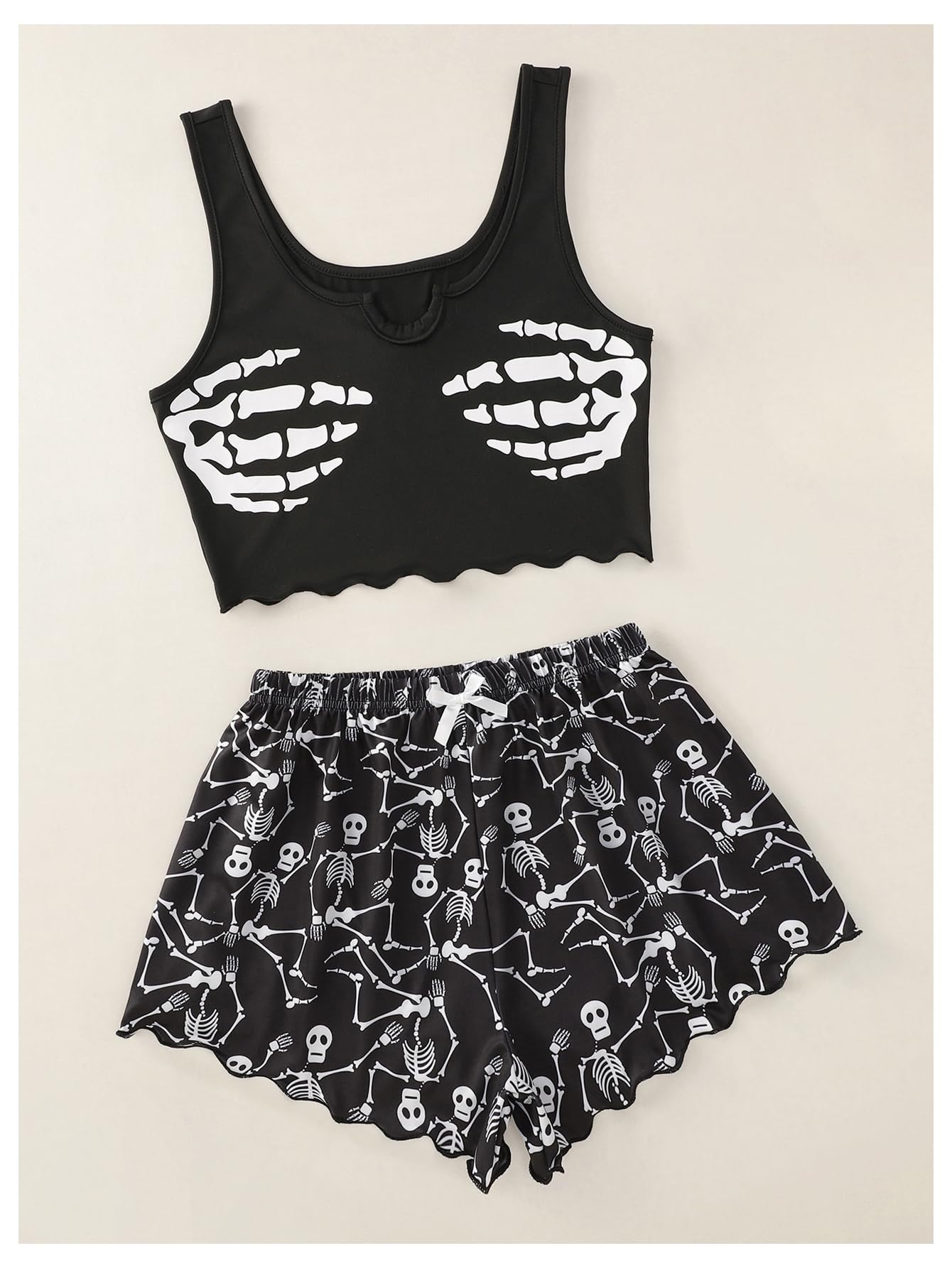 WDIRARA Women's Sleepwear Cute Print Lettuce Trim Cami and Shorts Pajama Set: Medium Black and White