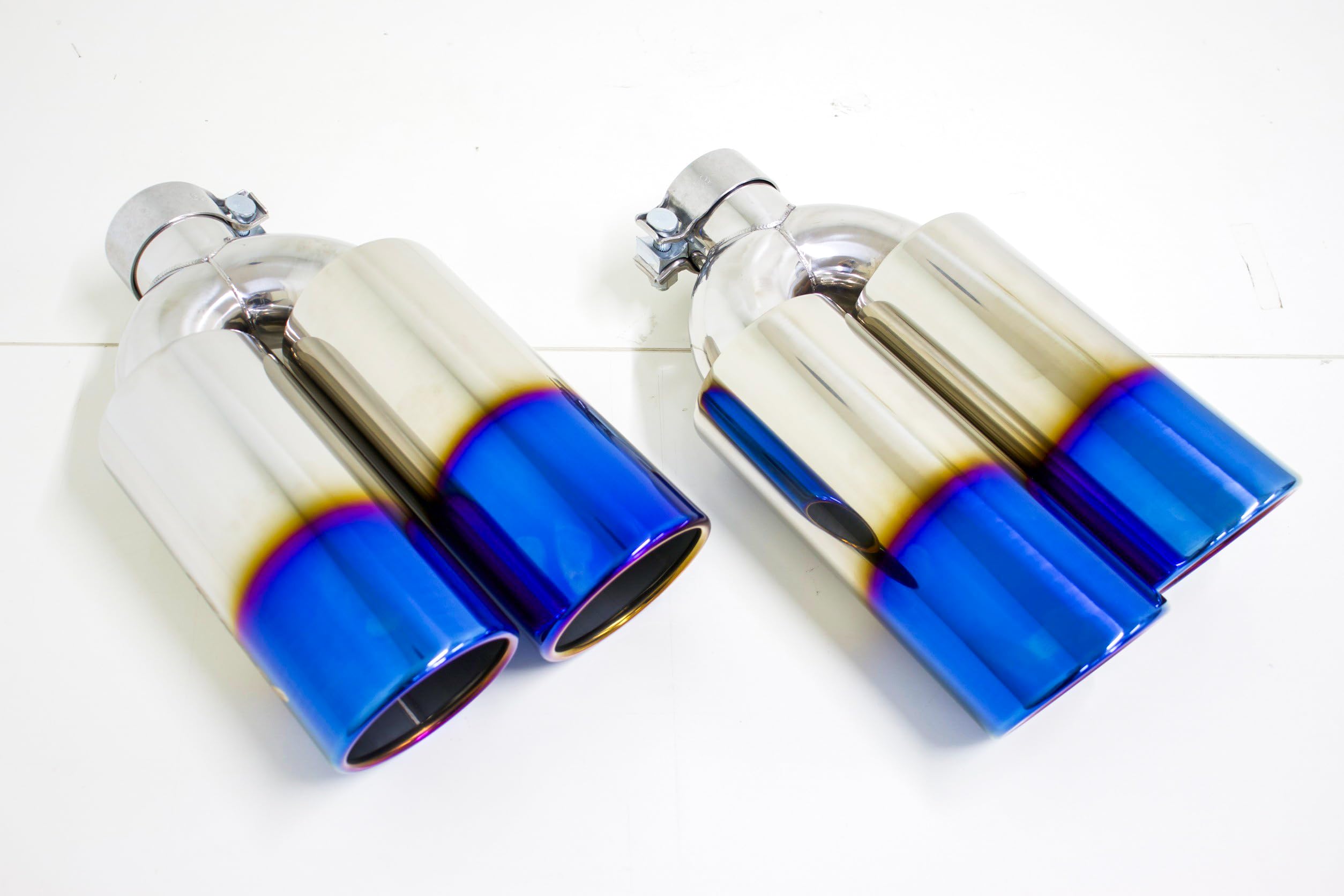 カローラスポーツ BRASH 4本出しマフラー BRASH】トヨタ カローラスポーツ BRASH 4本出しマフラー チタンカラー