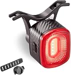 ROCKBROS Smart Bike Tail Light Brake Sensing Bicycle Arrière Lights pour l'équitation nocturne USB Remboursé IPX6 Imperméable Bright LED Vélo léger 260mah pour la sécurité à vélo 4 Modes