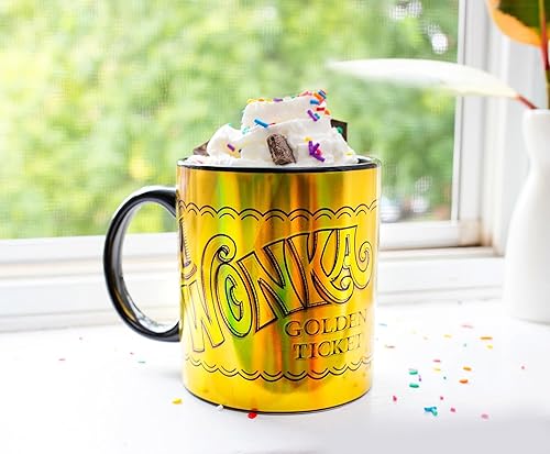 Miniatura 7 de Silver Buffalo Willy Wonka Golden Ticket Taza de cerámica  Taza de café grande para té, expreso, cacao  Capacidad para 20 onzas