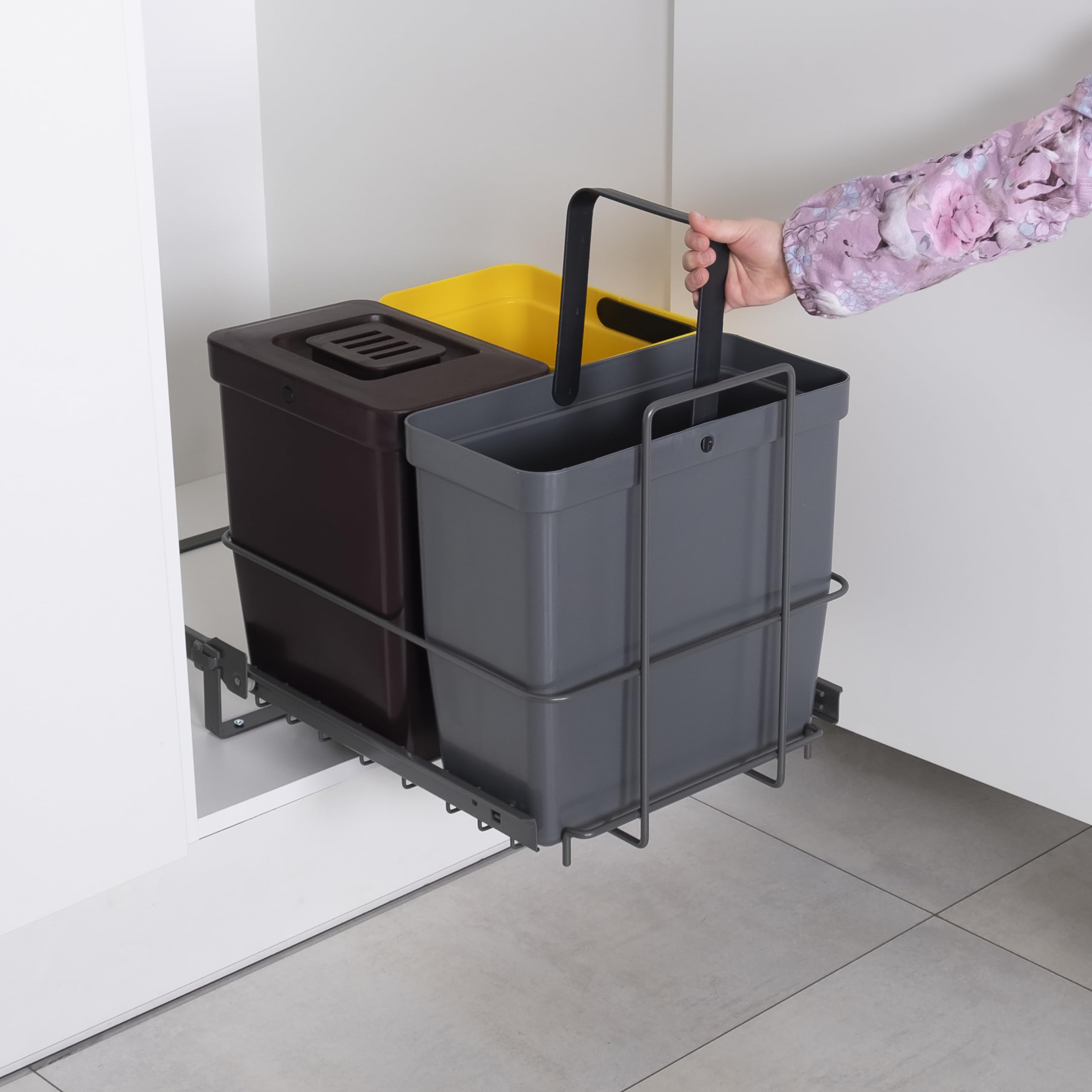 LM 64/3a Einbau Mülleimer ausziehbar mit 3 Abfalleimer (1x11L, 2x8L) in Farben anthrazitgrau, gelb, braun - Trio Mülltrennsystem für die Küche Unterschrank- anthrazit 32,8 x 43,3 x 35,4cm
