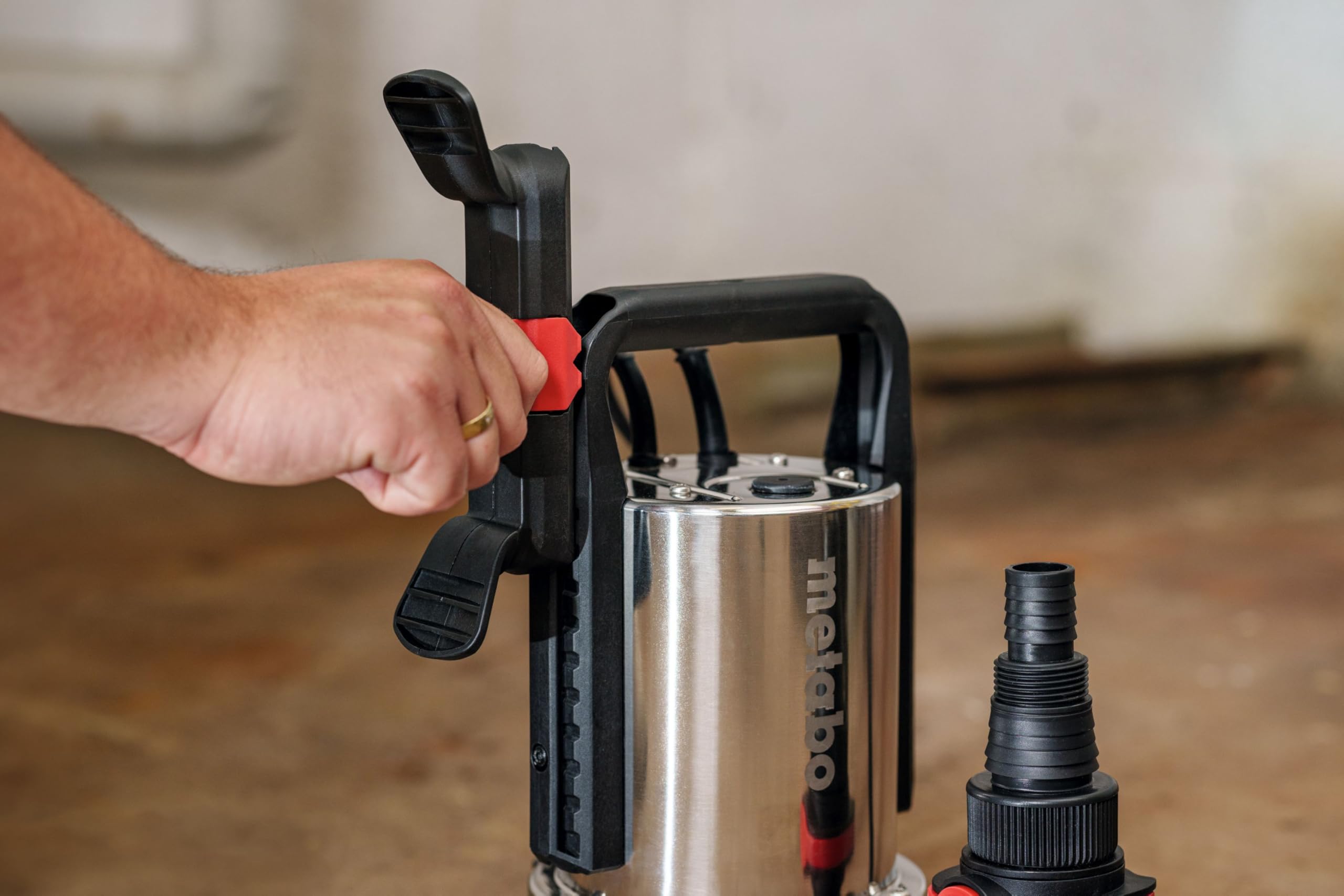 metabo Kombi‑Tauchpumpe KP 200‑35 ASF Inox - 620 W, 20.000 l/h, flachabsaugend bis 1 mm, Partikel bis 35 mm - Klar‑ & Schmutzwasser, elektronischer Schwimmerschalter, Edelstahlgehäuse, Quick‑Anschluss
