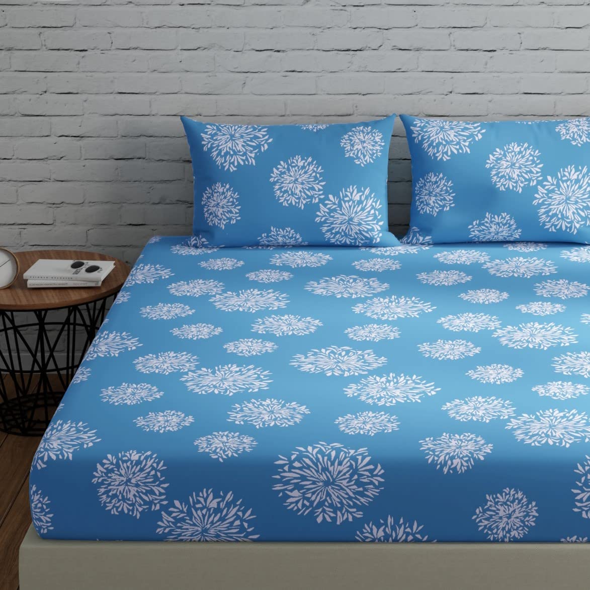 Buy HUESLAND by Ahmedabad Cotton 144 TC Cotton Bedsheets for King Size