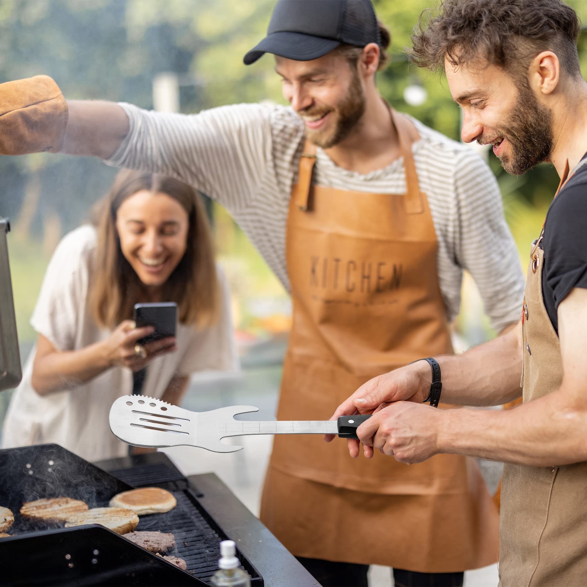 Prezenty dla mężczyzn, zestaw do grillowania, 4-częściowy zestaw wytrzymałych narzędzi do grillowania ze stali nierdzewnej, wyjątkowe prezenty dla taty, ojca, miłośników muzyki, idealne akcesoria do