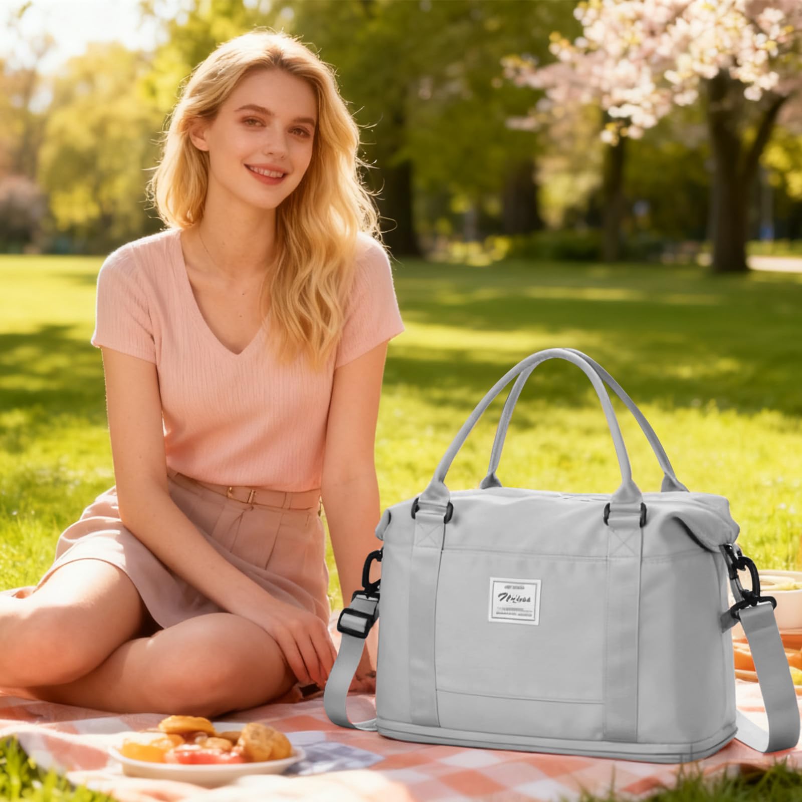 SEAFEW Bolsa de Viaje 40x20x25 para Ryanair,Impermeable Bolsa de Deporte para Gimnasio,Bolsa de Mano Equipaje de Fin de Semana 40x30x20 para Mujer,Bolso de Natación para Playa,D15-Gris Claro — view 9