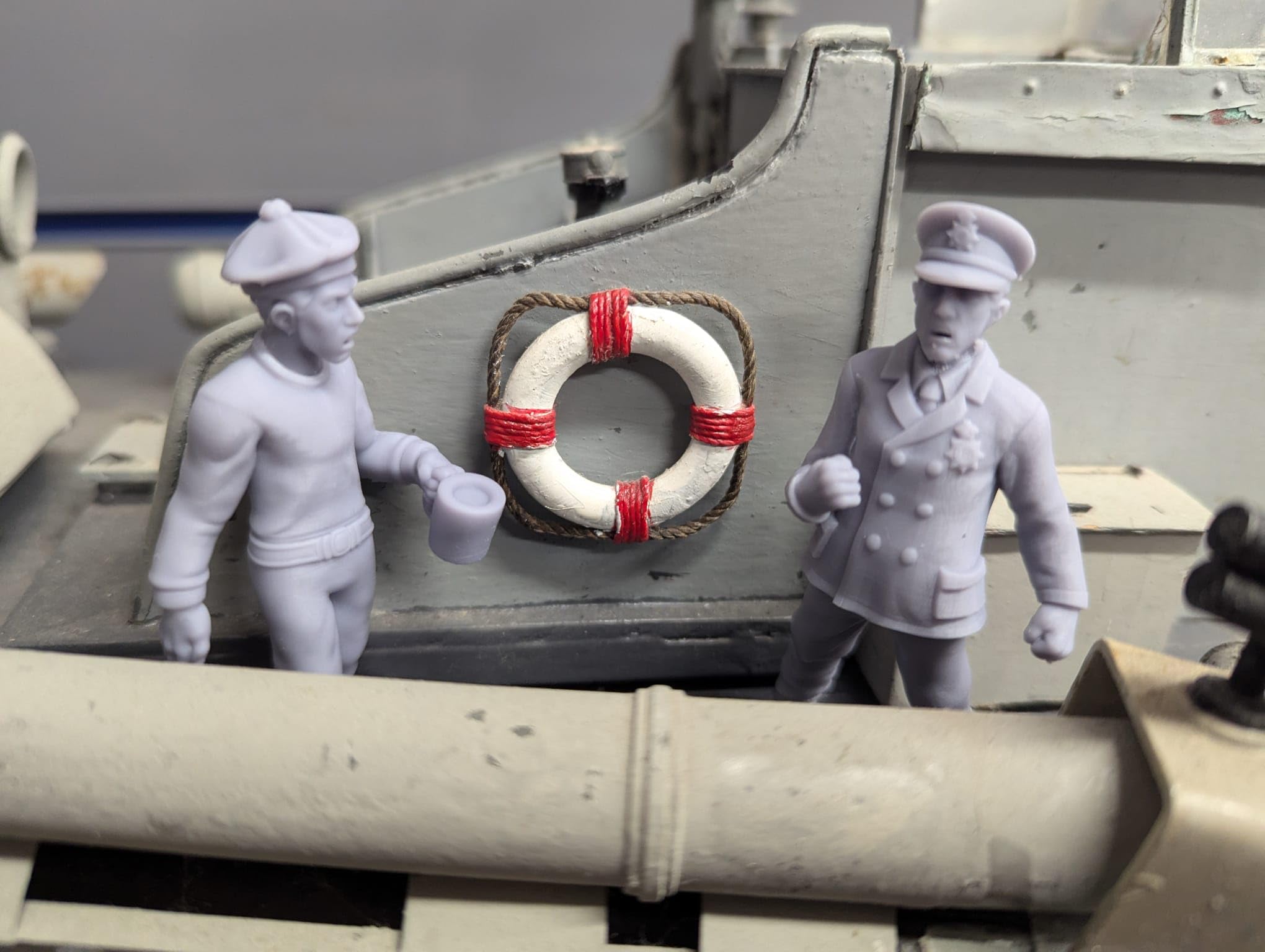1/24 Sailors x 2 office and sailor - Resin Sailor Figurines for Model Ships Highly Detailed 1:24 Scale Crew for RC & Static Model Boats Premium Quality Miniatures for Dioramas & Maritime Displays - Image 2