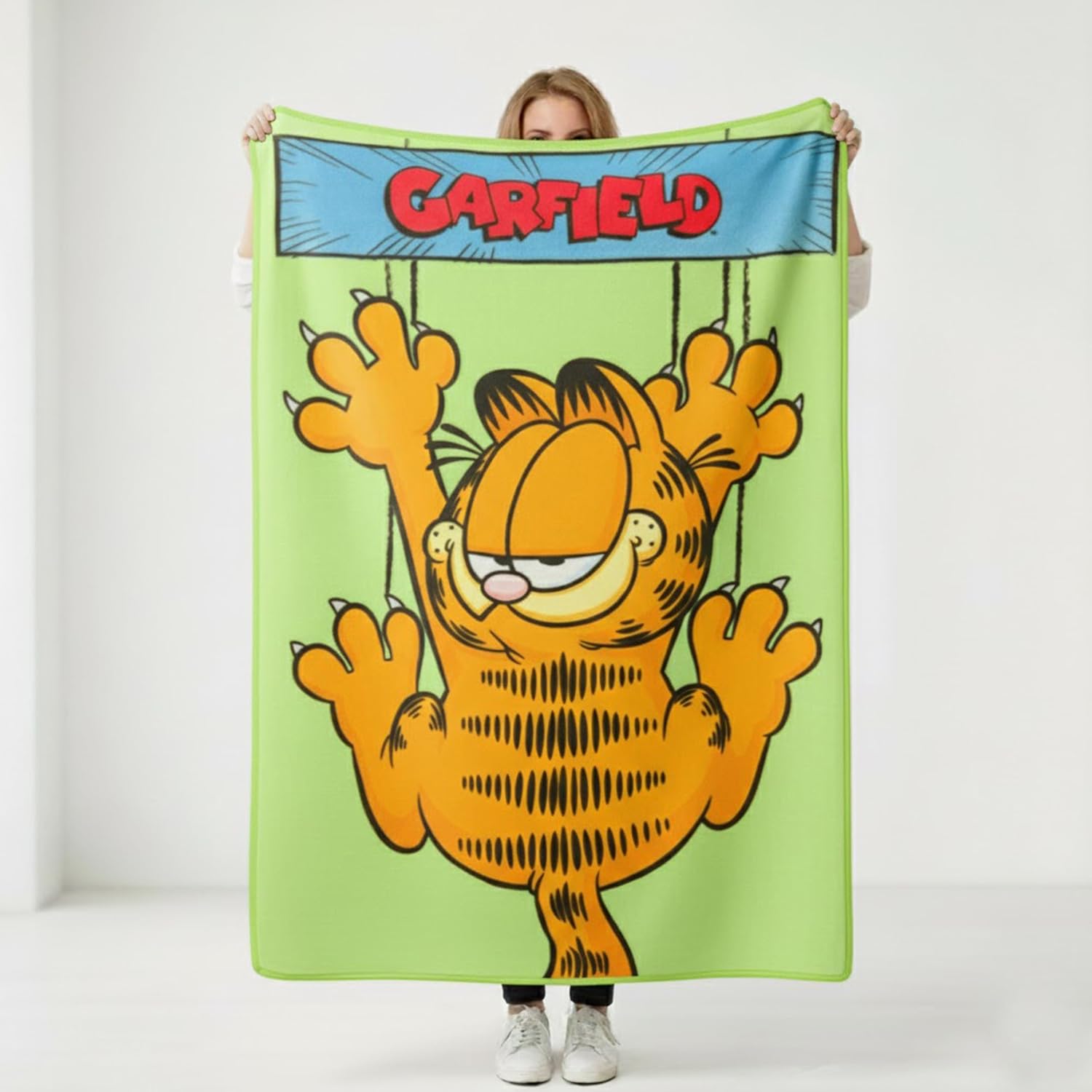 Silver Buffalo Garfield Hanging On 45" x 60" Fleece Throw, Soft and Cozy Blanket, 180 GSM - Image 5