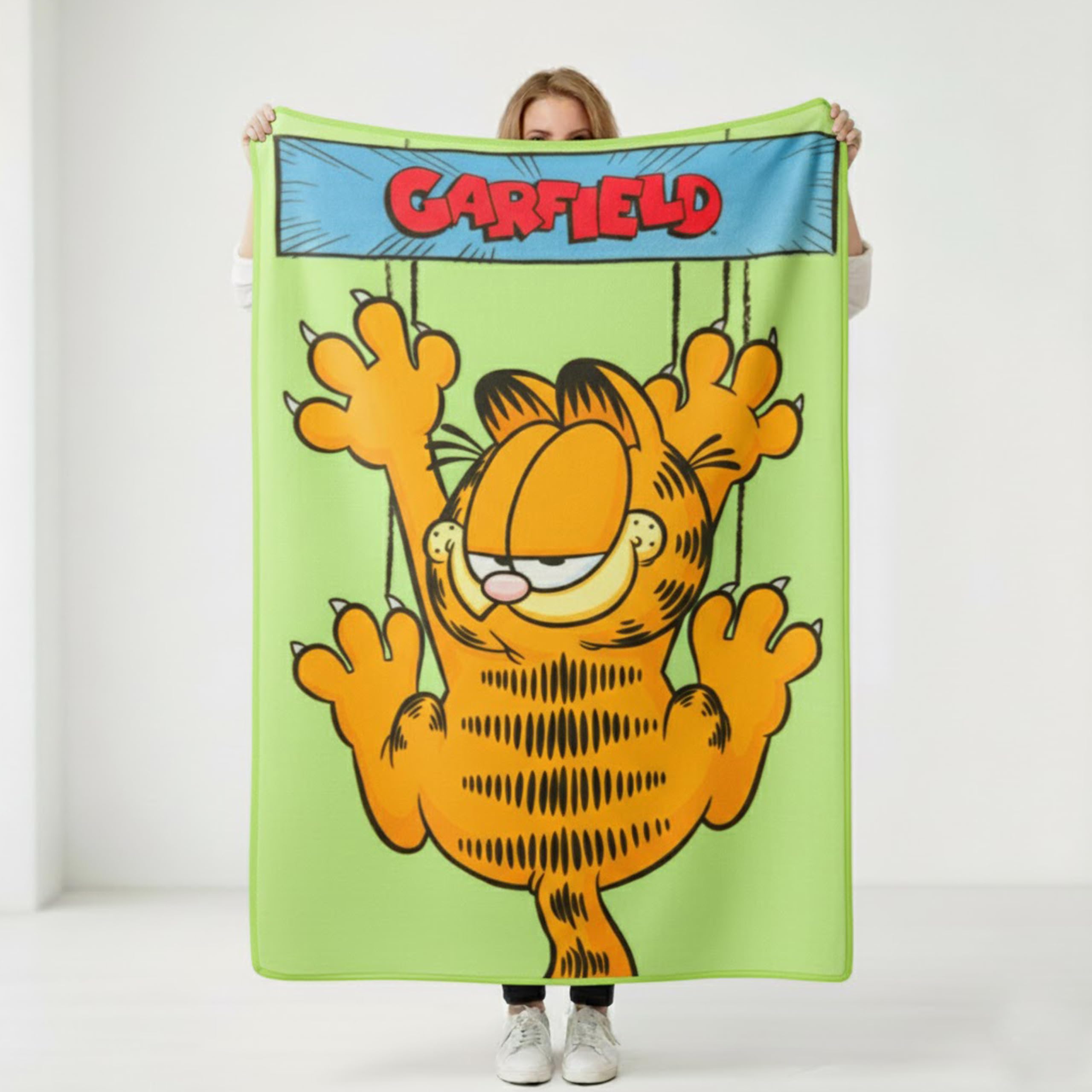 Silver Buffalo Garfield Hanging On Fleece Throw Blanket, 45" x 60"