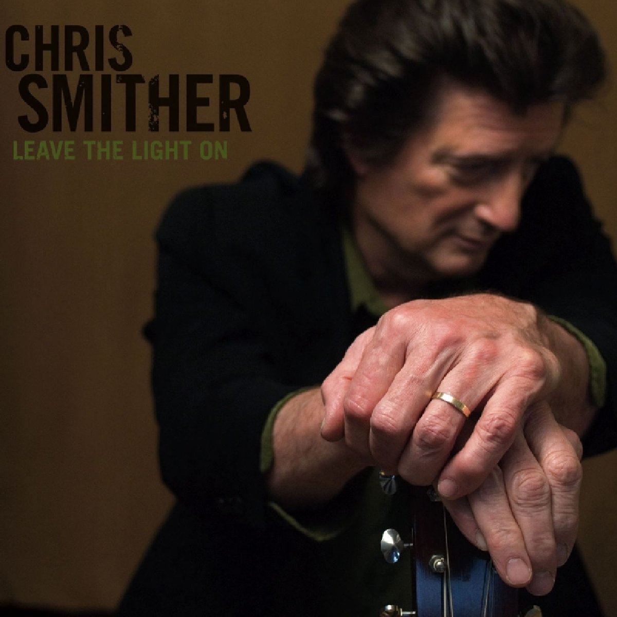 Leave the Light On [Audio CD] Chris Smither; Mike Piehl; Sean Staples; Louise Ulrich; Tim O'Brien; Anita Suhanin; David "Goody" Goodrich; Peter Case; Traditional and Bob Dylan