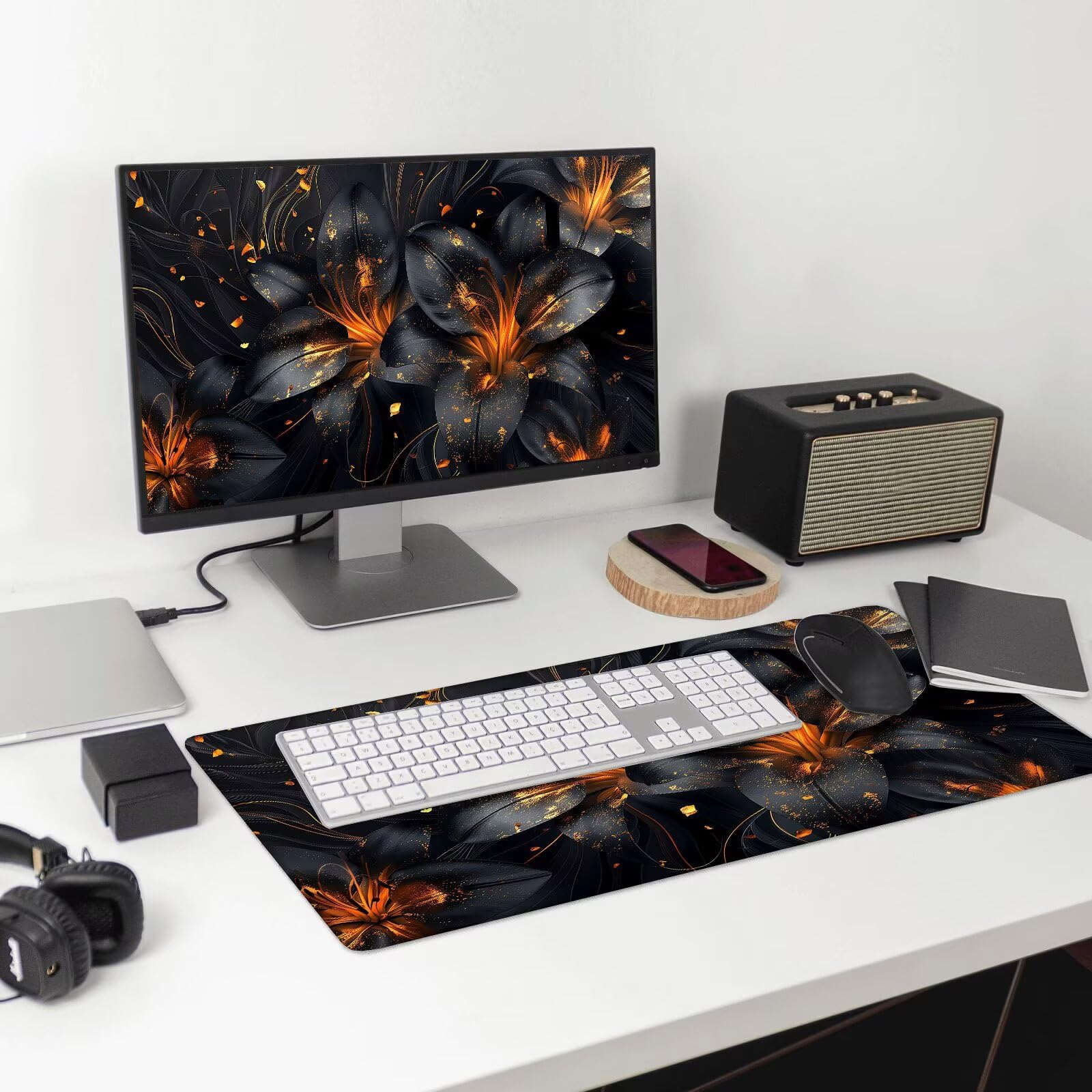 Tapis de Souris de Jeu, Fleurs Tapis de Souris XXL 1500x600x4 mm, sous-Main Bureau Lis avec Base en Caoutchouc Antidérapant et Imperméable, Surface Lisse Améliorez la Précision et la Vitesse, T-5
