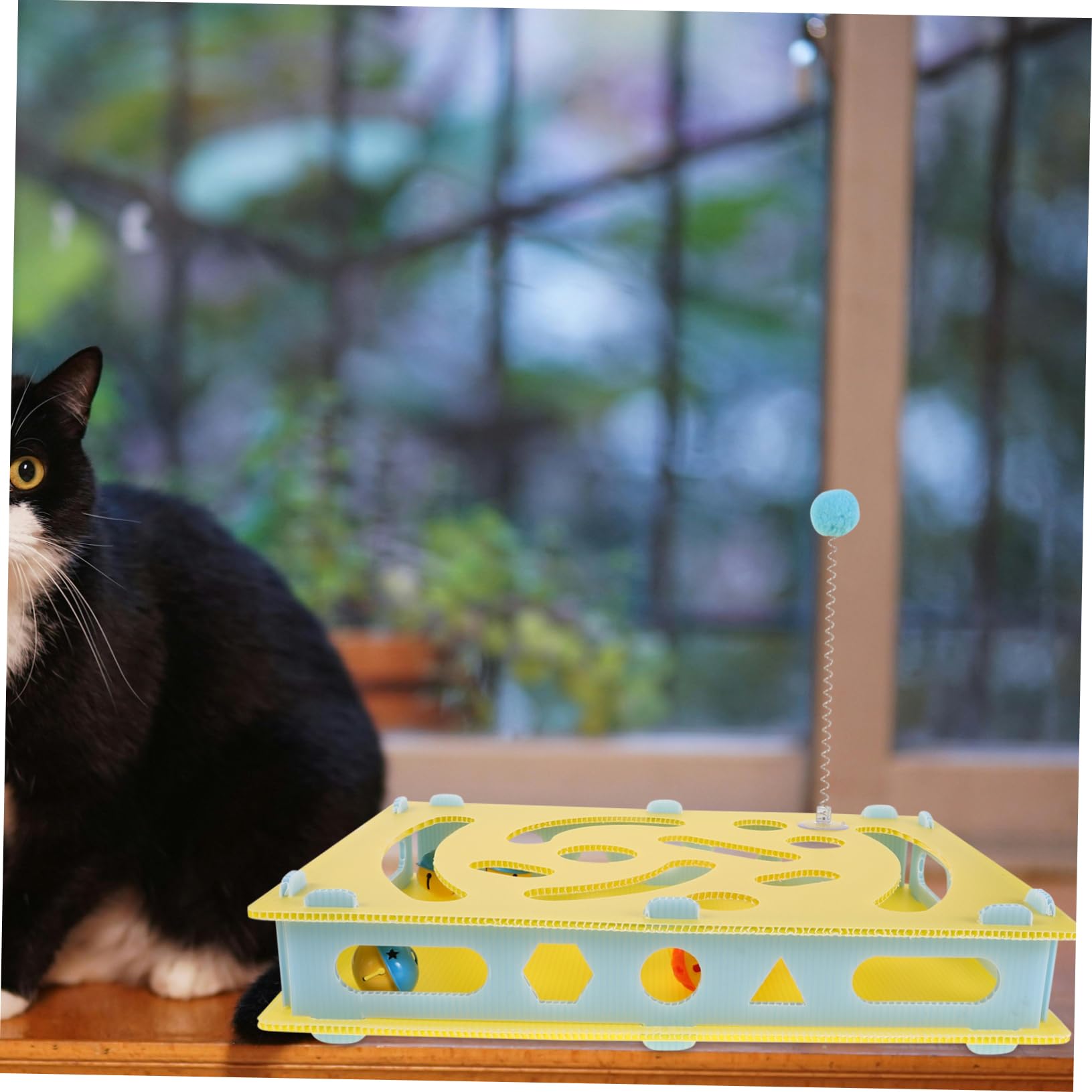 Yardwe Gioco Interattivo per Gatti Scatola Labirinto in Plastico, Strumento di Intrattenimento Multiuso Campanello e Indoor Stimolante e Arricchimento