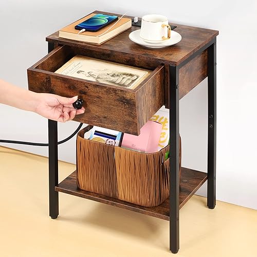 Mesa auxiliar con estación de carga y puertos USB muebles de noche con marco de acero mesita de noche para espacios pequeños mesitas de noche con