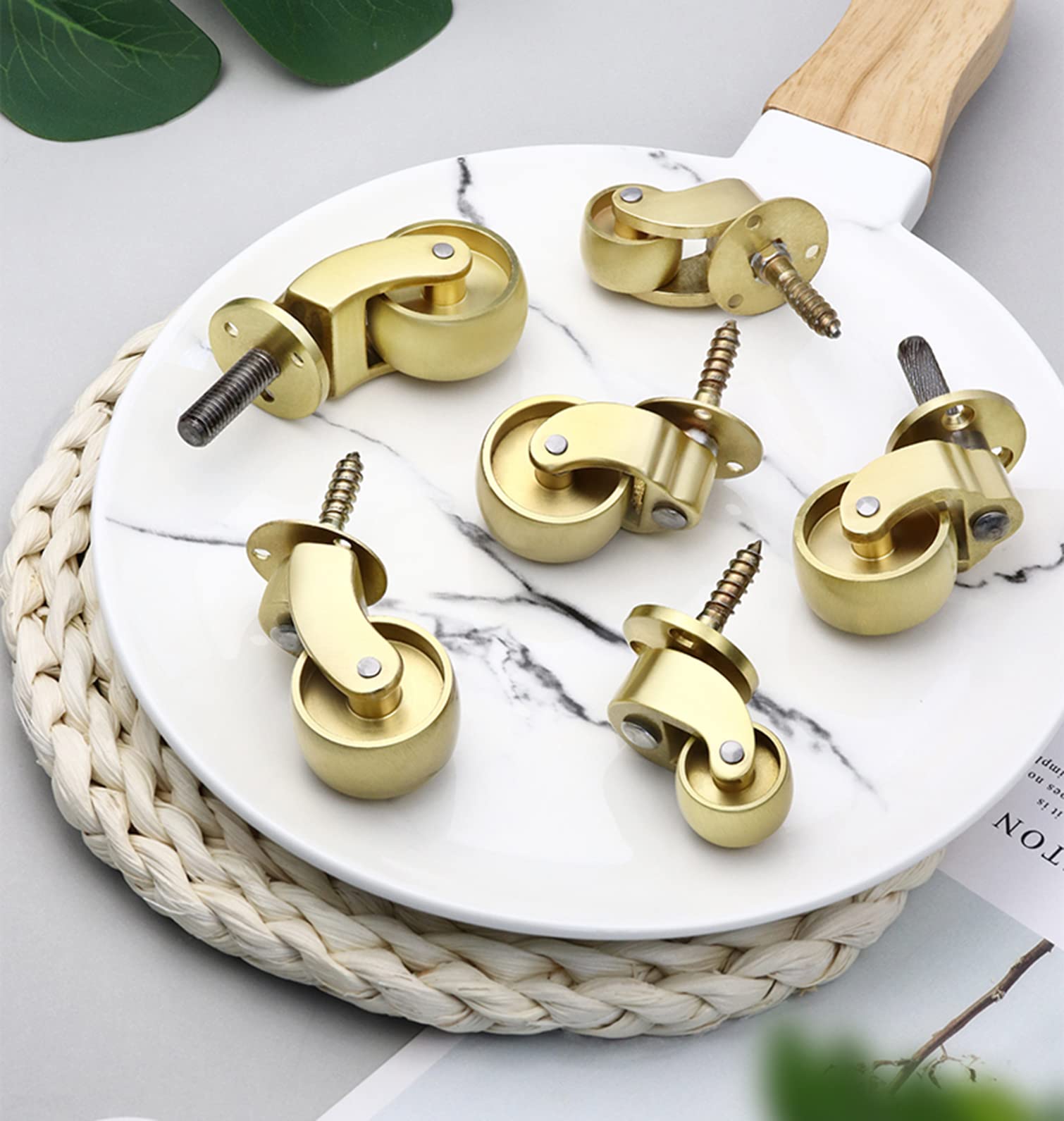 Set di 4 Ruote a Vite in Ottone Massiccio lucidato, Mini rotelle Vintage Dorate per mobili, girevoli a 360°, capacità di carico 150 kg, Ideali per tavoli e riparazioni di pianoforti.