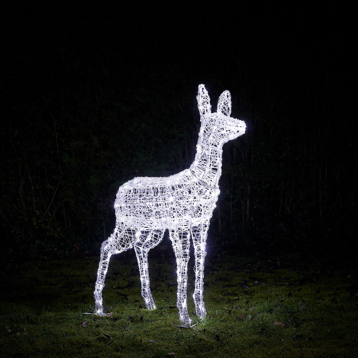 Lights4fun 3-in-1 Swinsty LED Rentier Figur Mutter 105cm Timer Weihnachtsbeleuchtung Außen und Innen