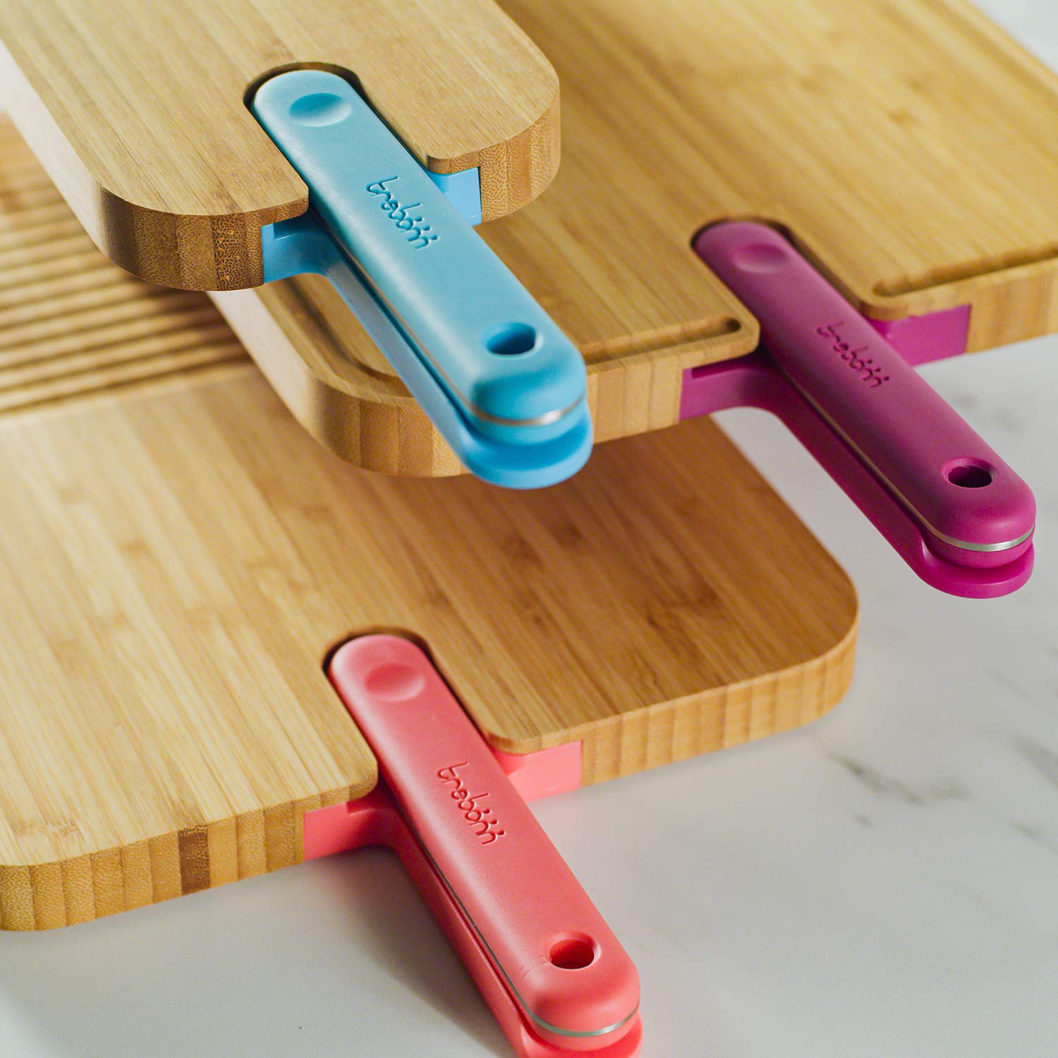 Trebonn - Artù Integrated Knife Chef, Tagliere in bambù con Coltello Chef Integrato, 43x24x2.2 cm. per Le Carni, con Scanalatura per Il Drenaggio dei Liquidi