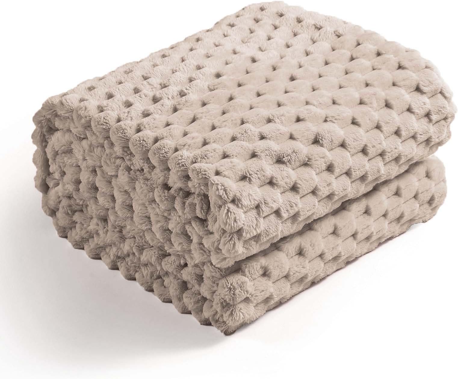 Excervent Flannel Fleece Throw Blanket (40x50 inches), Hexagon Jacquard Decorative Fuzzy Warm Blankets for Kids, Super Soft Cozy, Suitable for All Seasons, Camel