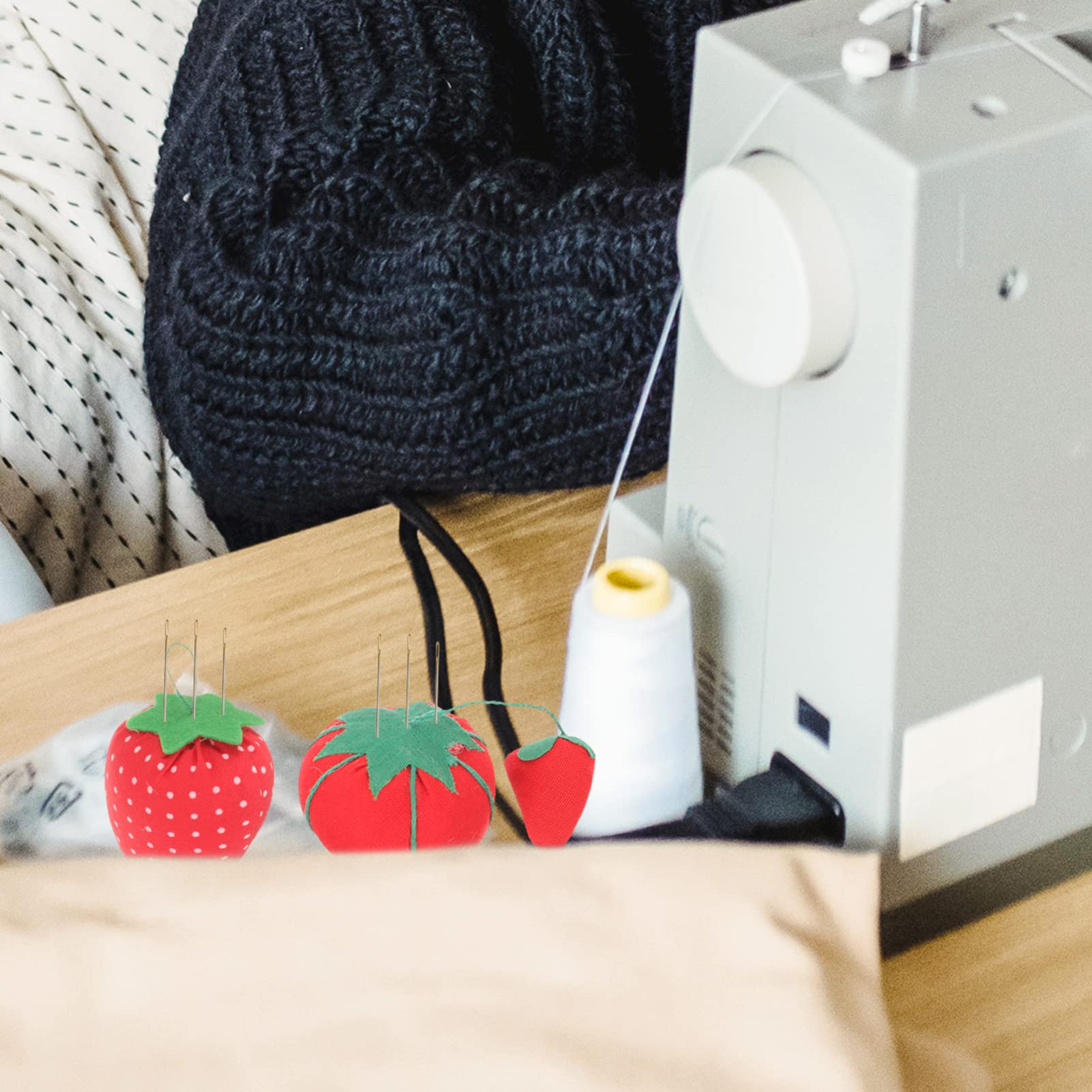 HAPINARY 30pezzi Cuscinetti Per Spilli Riutilizzabili Forma Di Fragola Accessori Per Cucito Per Progetti Di Cucito Domestico e Artigianato Materiale Morbido e Durevole