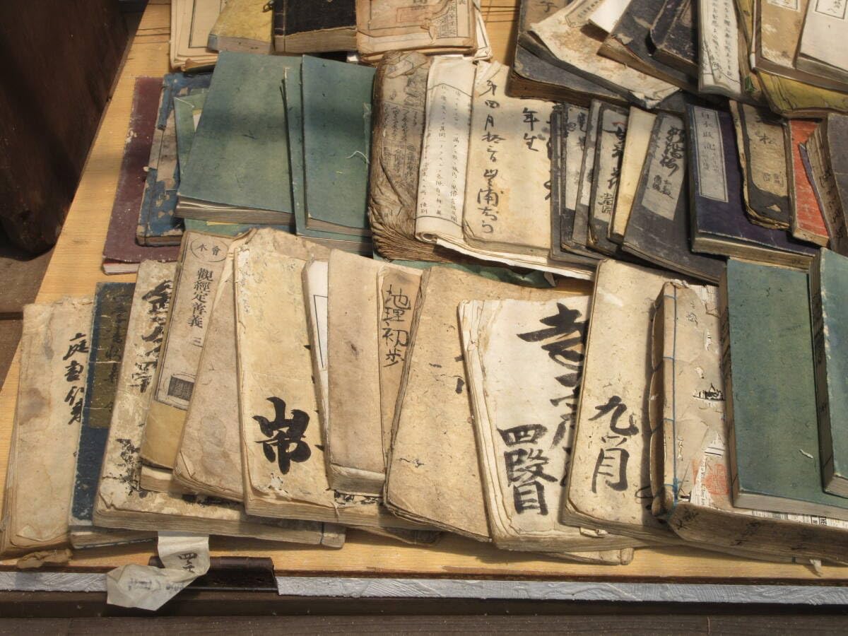 ● 古文書 冊子 大量 まとめて 和紙 ジャンクジャーナル 一閑張り 時代物 ○ 古文書 冊子 大量 まとめて 和紙 ジャンクジャーナル