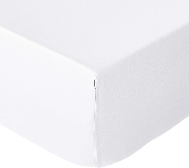 Amazon Basics Sateen Fitted Sheet, 140 x 200 cm, White