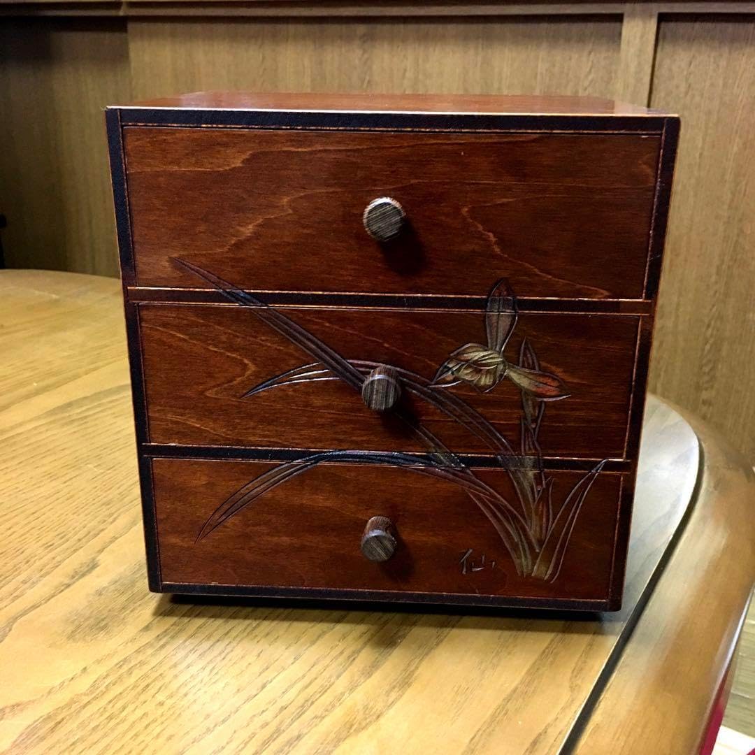 茶道具 裏千家　薄茶器（うすちゃき） 茶筒中棗 菊蒔絵 利休好写 茶道 茶道具 薄茶器（うすちゃき） 中棗 菊蒔絵 利休好写 佐々木 麗峰