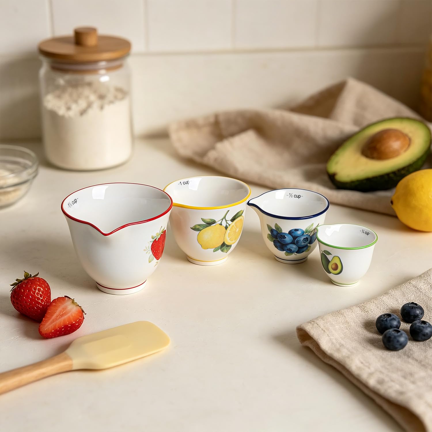 Sizikato Set di misurini in ceramica per cucinare e cuocere, set da 4 pezzi, simpatici motivi di frutta