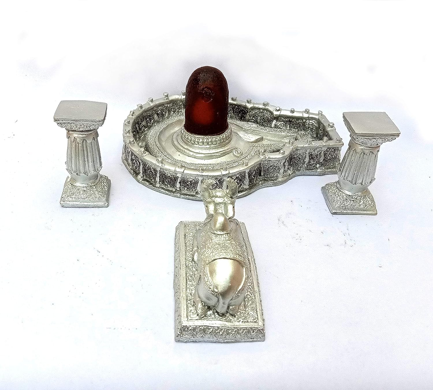 Evite altares incompletos usando este kit de Shivling con Nandi para puja