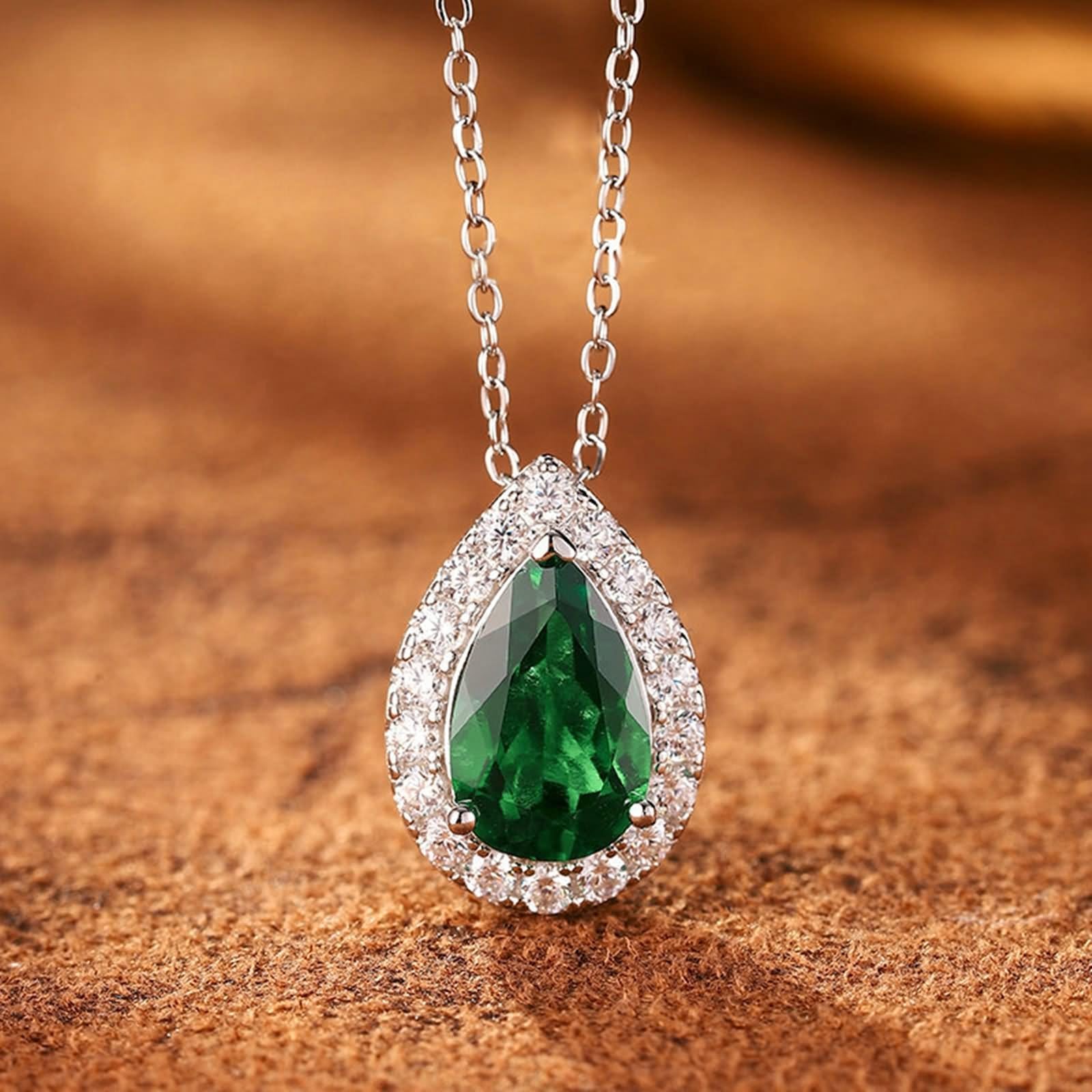 Łańcuszek na szyję długi z wisiorkiem, modna biżuteria łańcuszek krople 1,9 ct wyprodukowany w laboratorium rubin i moissanit 9K białe złoto 45 cm