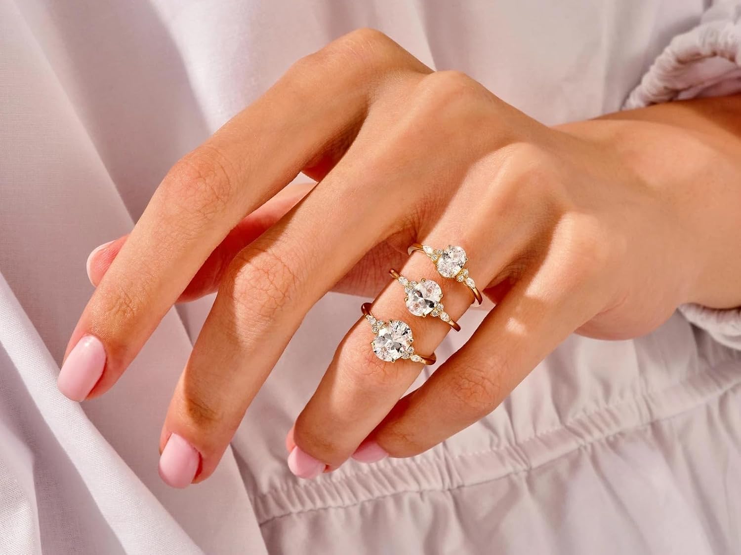 Moissanite Cluster Engagement Ring for Women 10K/14K/18K Gold Oval Cut Moissanite Statement Wedding Band Promise Ring Bridal Rings