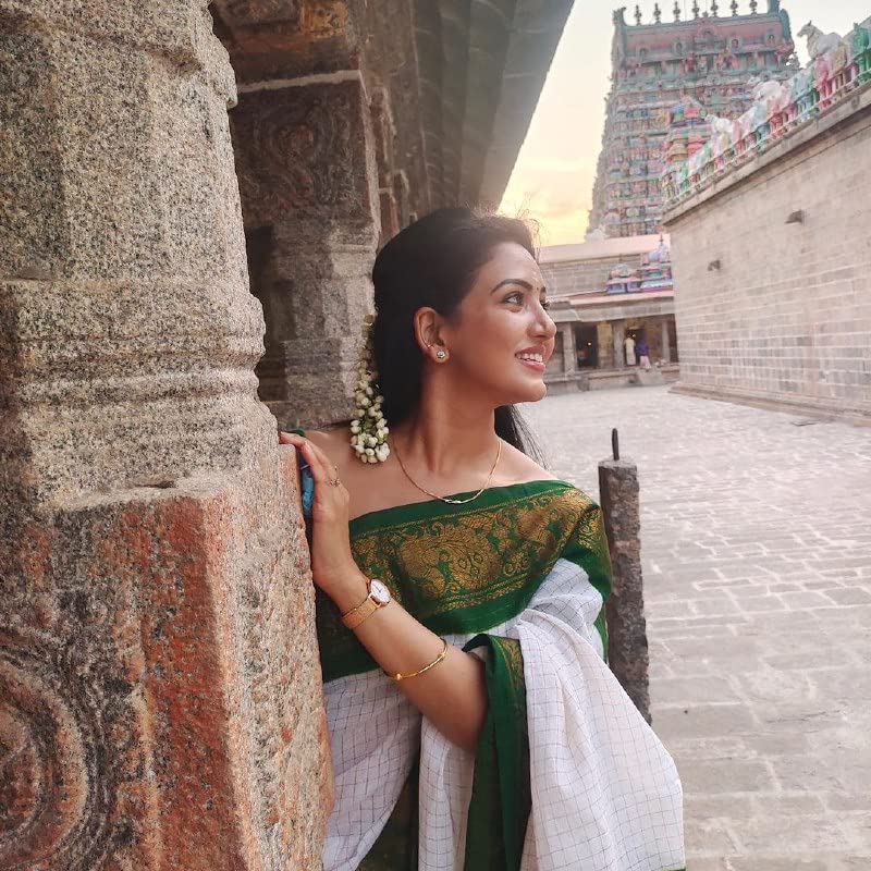 Image of Flosive Women's Kanjivaram Silk Saree With Handloom Weaving Work With Blouse Piece