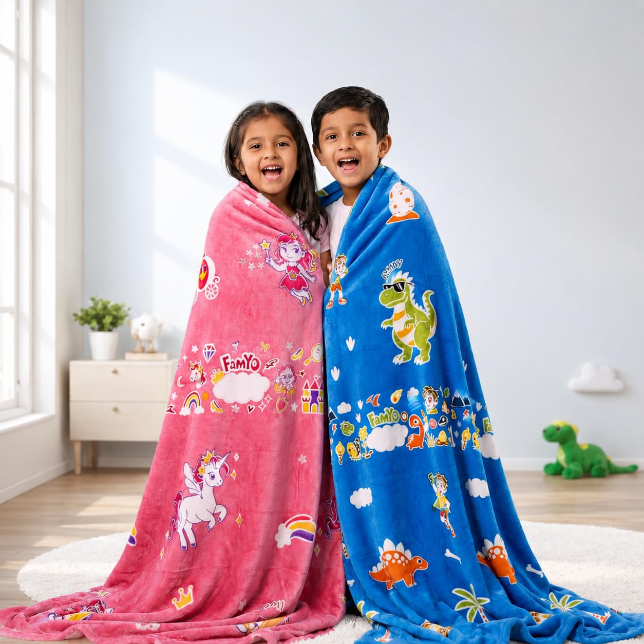 Famyo Glow in The Dark Blanket for Kids, Pack of 2, Queen Size | June Unicorn & Rexy Dinosaur Glow Blankets, 200x152 cm, All-Season, Double/Queen Bed, AC Blanket for Kids, Birthday Gift Set