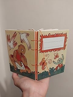 دفتر ملاحظات A5 مصنوع يدويا مع غلاف فني رقمي بعنوان "فراشات"، ورق كريمي وبرتقالي، 90 صفحة