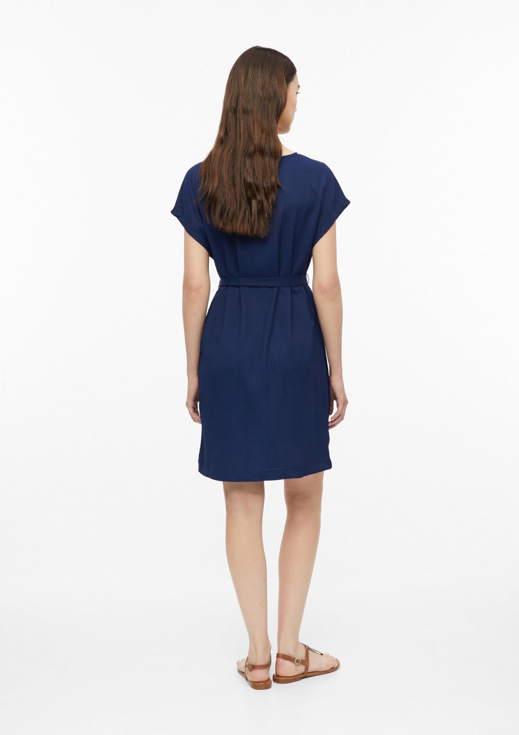s.Oliver Damen Jersey-Kleid – Relaxed Fit, Rundhalsausschnitt, überschnittene Schultern, Bindegürtel