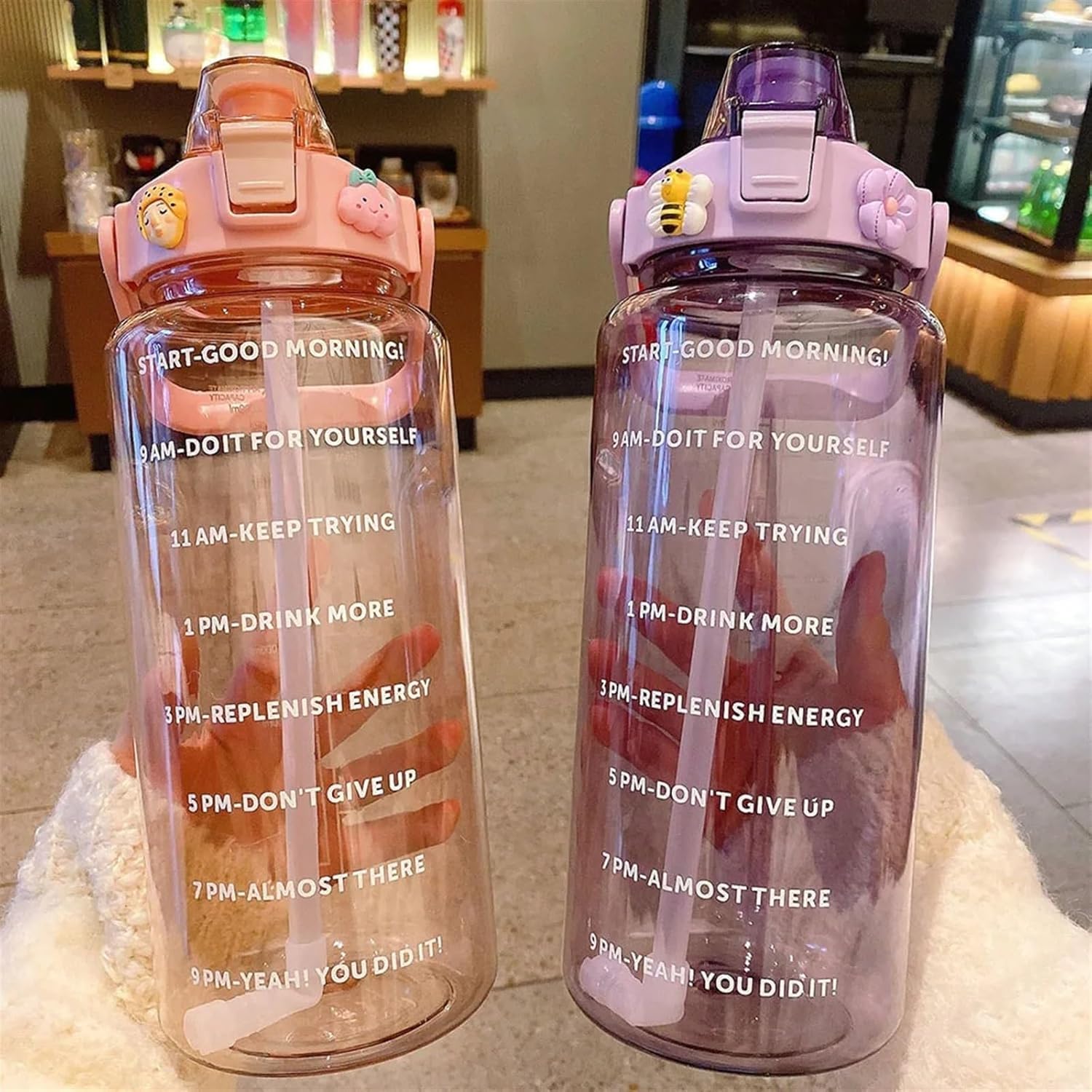 Sport-Wasserflasche mit Strohhalm und Zeitmarkierung, große Kapazität, 2 l, Wasserkrug mit Griff für Laufen und Fitnessstudio
