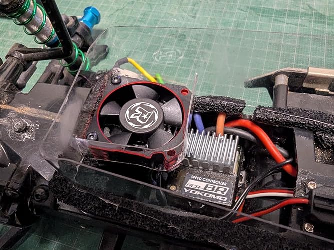 【人気商品】ヨコモ ブラシモーター ESC ヨコモ/バック付 SCR-BRA ブラシモーター ESC ヨコモ/バック付 [SCR-BRA] : スーパーラジコン