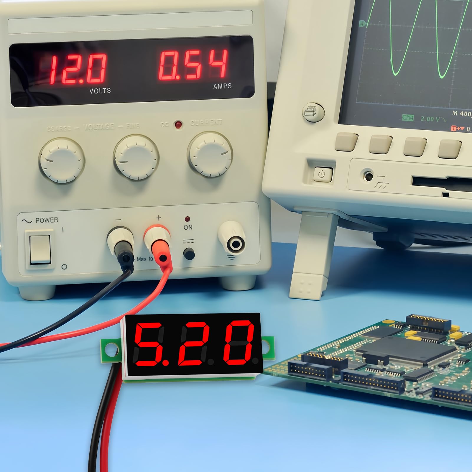 5 Pezzi Mini Voltmetri Digitali, Voltmetro DC Digitale 0.28 Pollici, 2.5V-40V DC con Protezione Inversione Polarità, Display LED, Adatti per Misurazioni Accurate della Tensione, 5 Colori