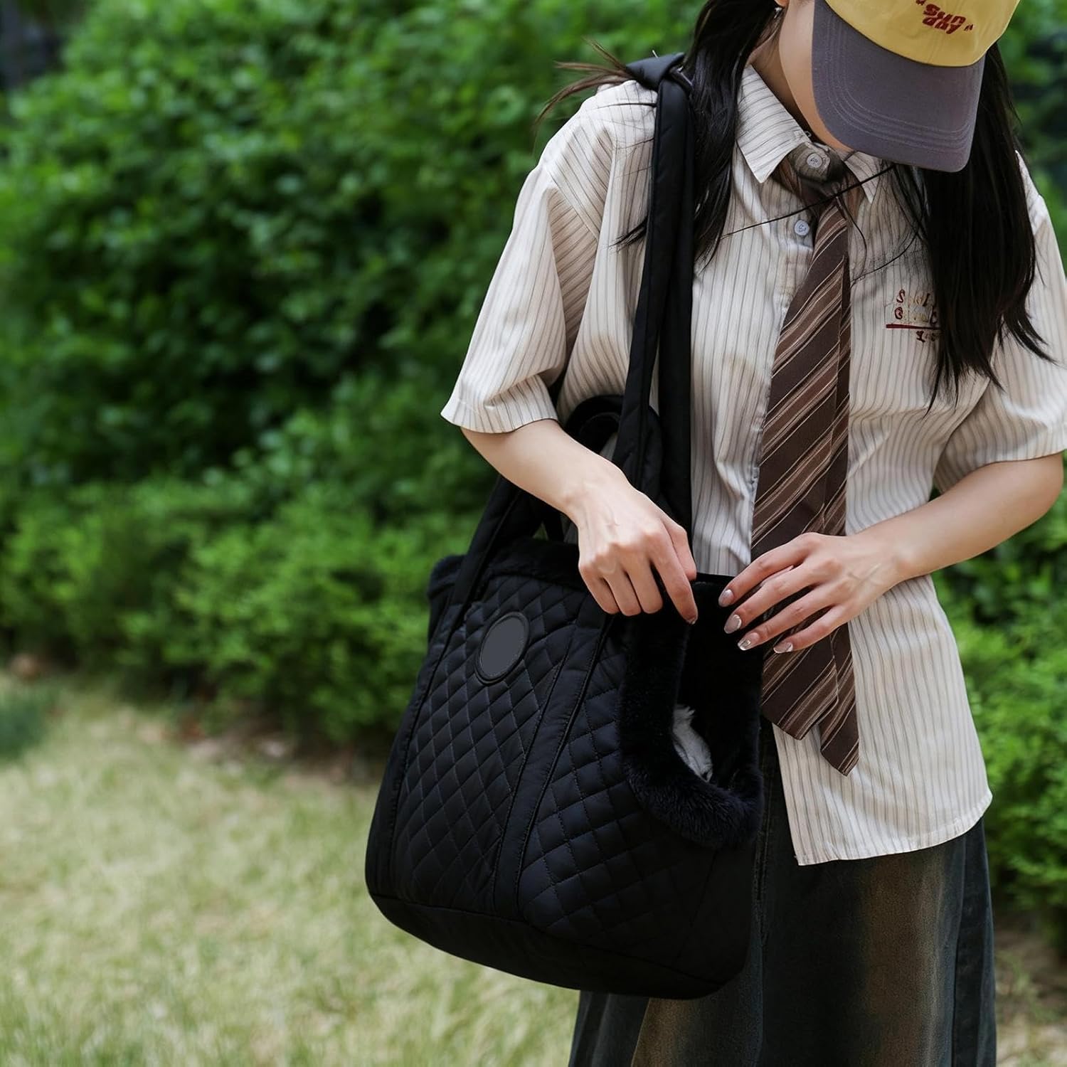 Dog Carrier Bag - 10lb Limit Soft-Sided, Adjustable Padded Shoulder Sling, Weather-Resistant Travel Tote, Breathable Mesh Ventilation, Easy Outdoor Walking Purse | for Kittens Small Pets Cats